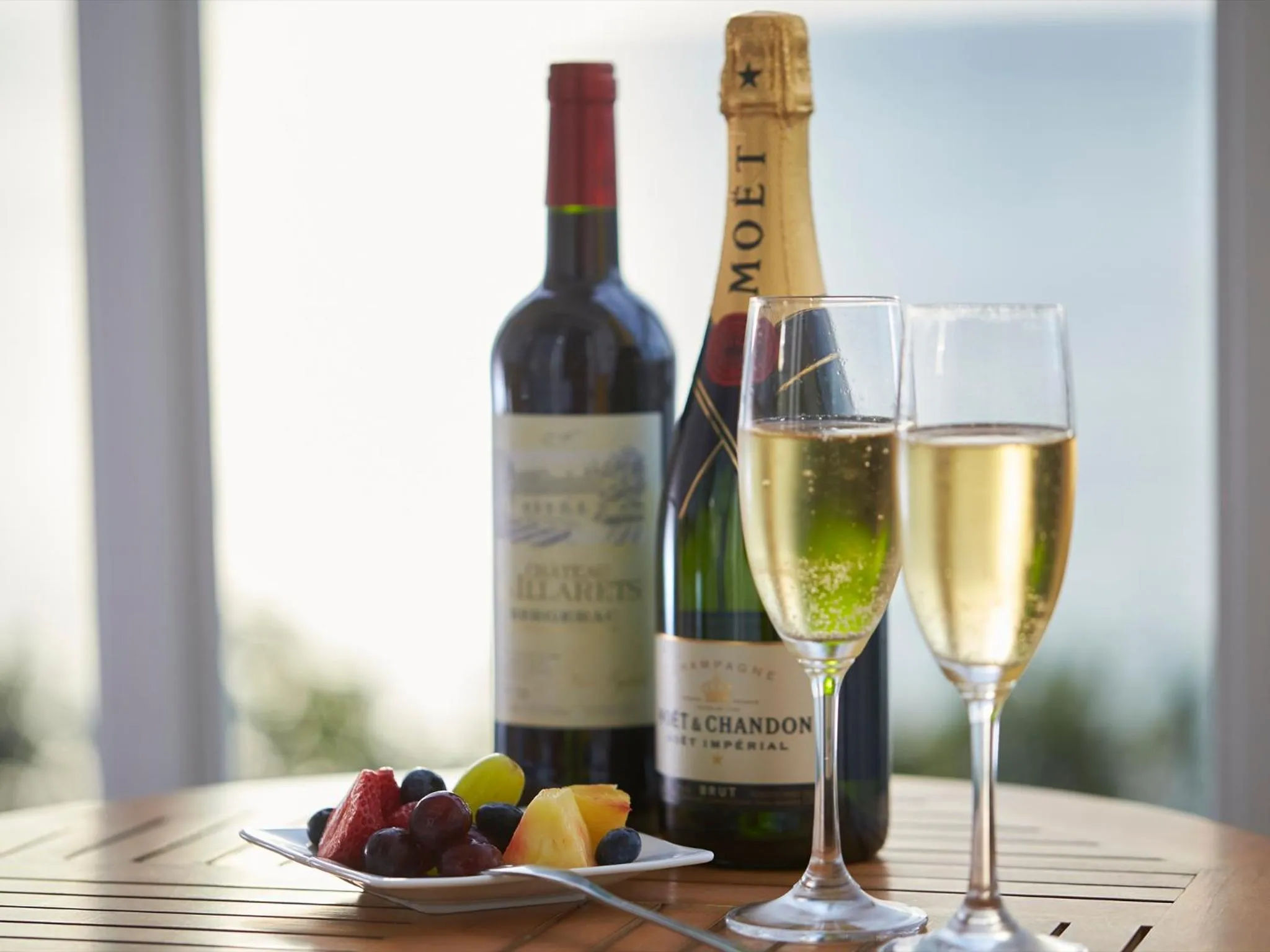 Alcoholic drinks in Beach Front Tower Mihama by DSH