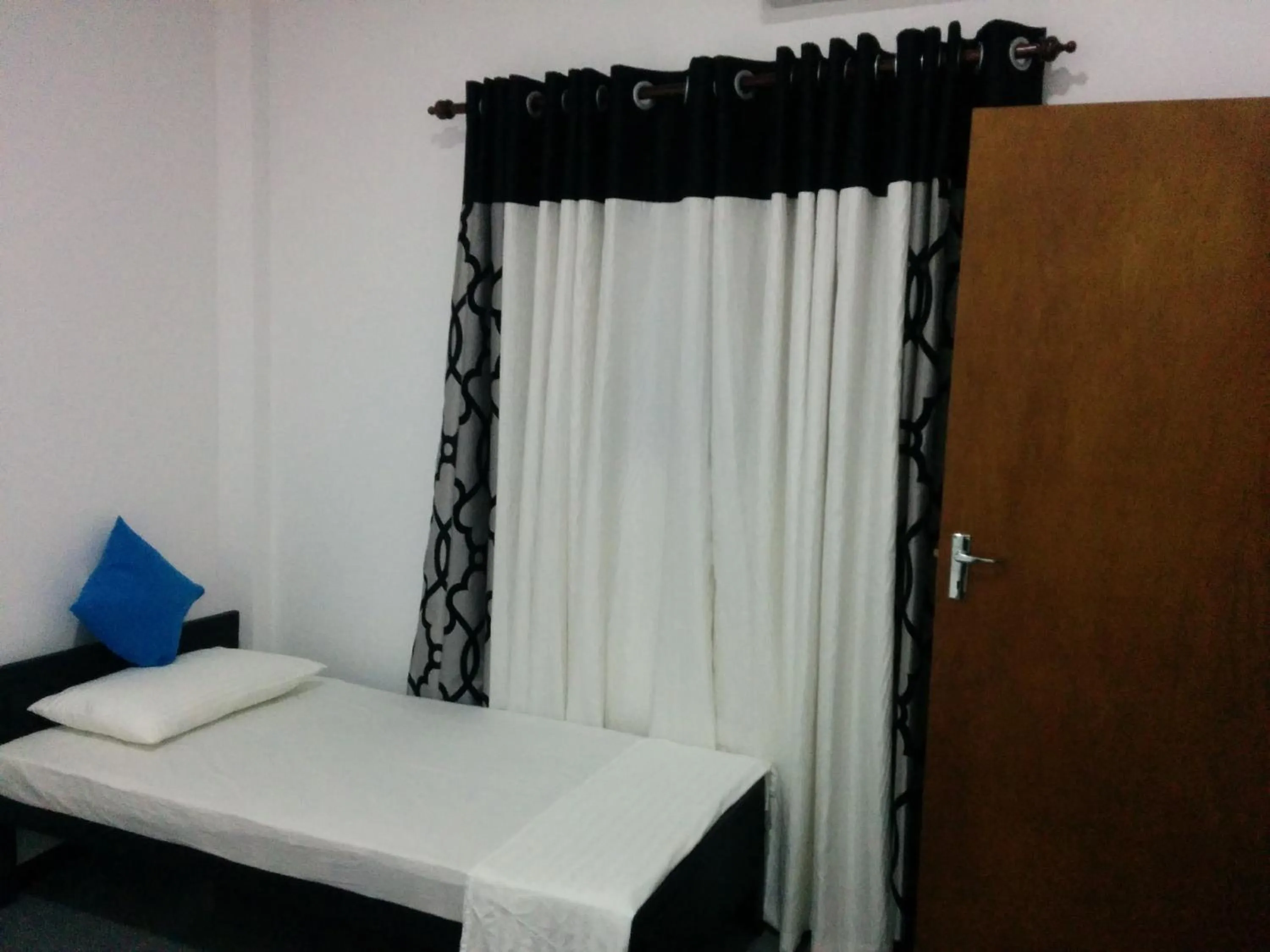 Bed in House of Seya