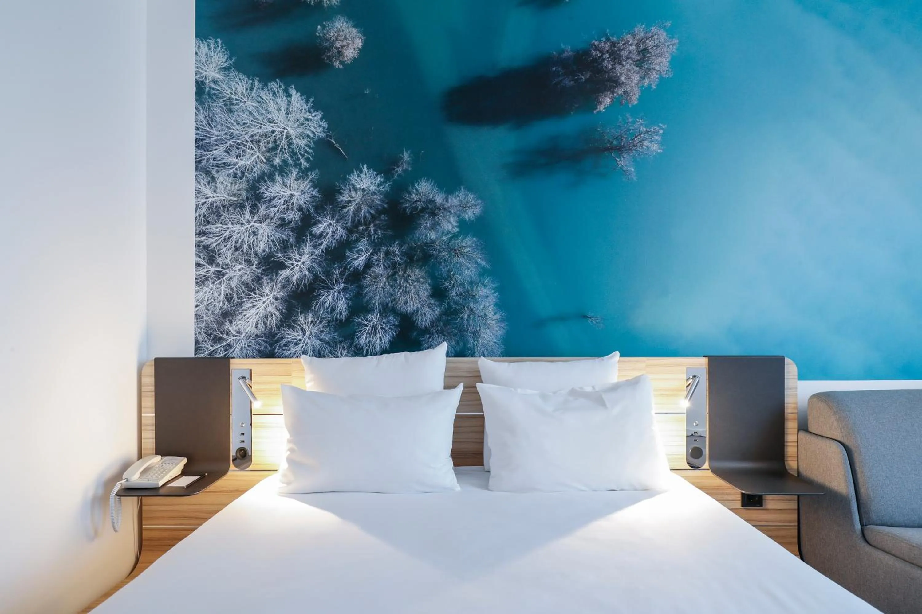 Bedroom, Bed in Novotel Luxembourg Centre