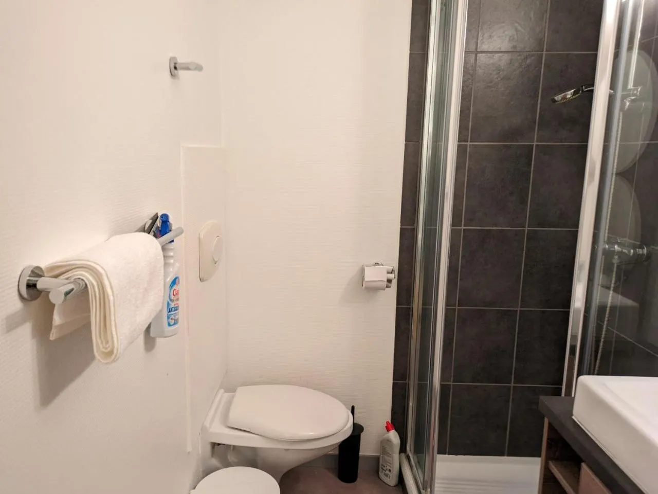 Shower in Résidence Mes Amours d'Enfants - Les Villas du Lac