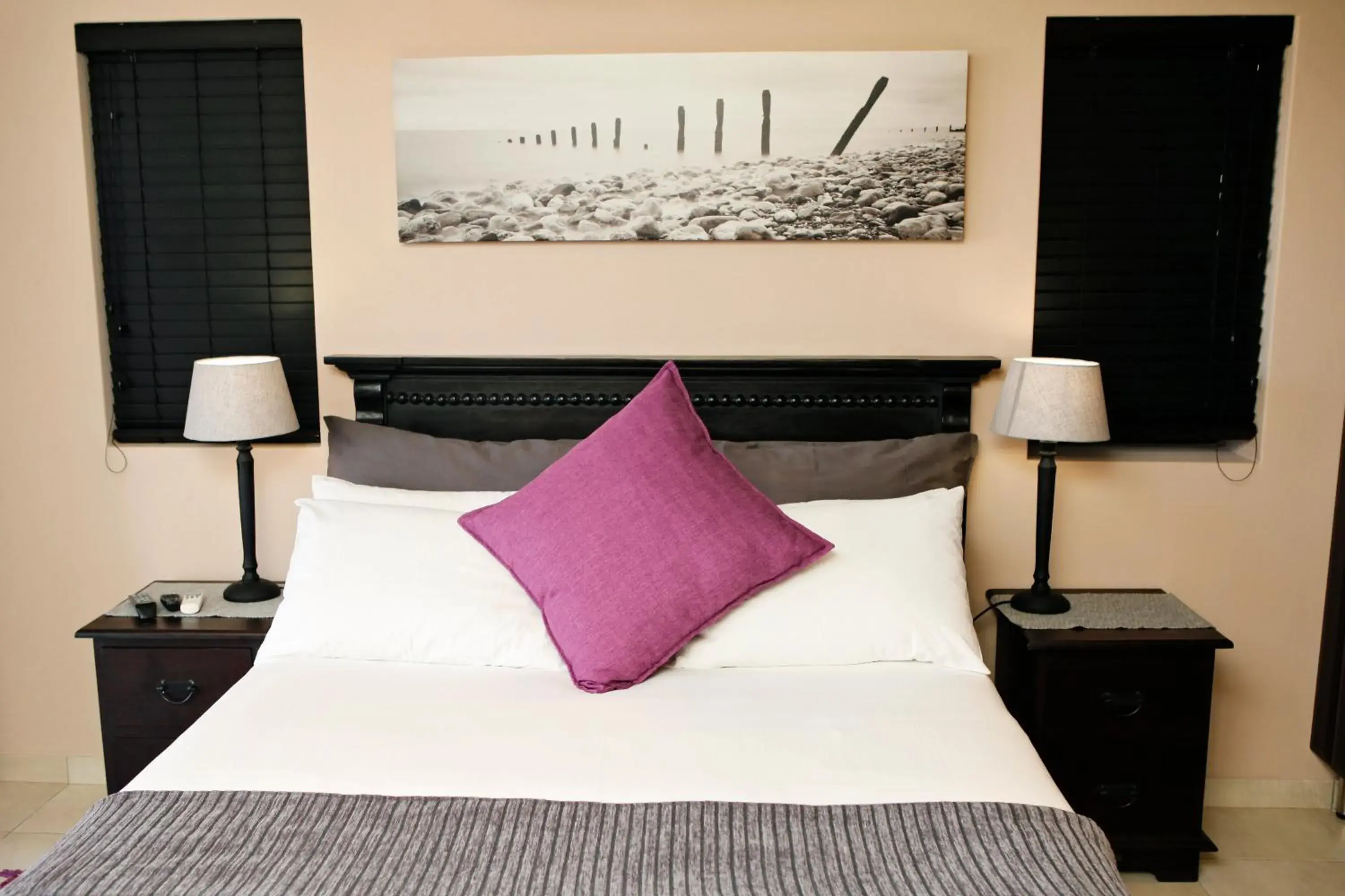 Superior Queen Room - single occupancy in Aloes No.21 Superior Queen Room - single occupancy in Aloes No.21