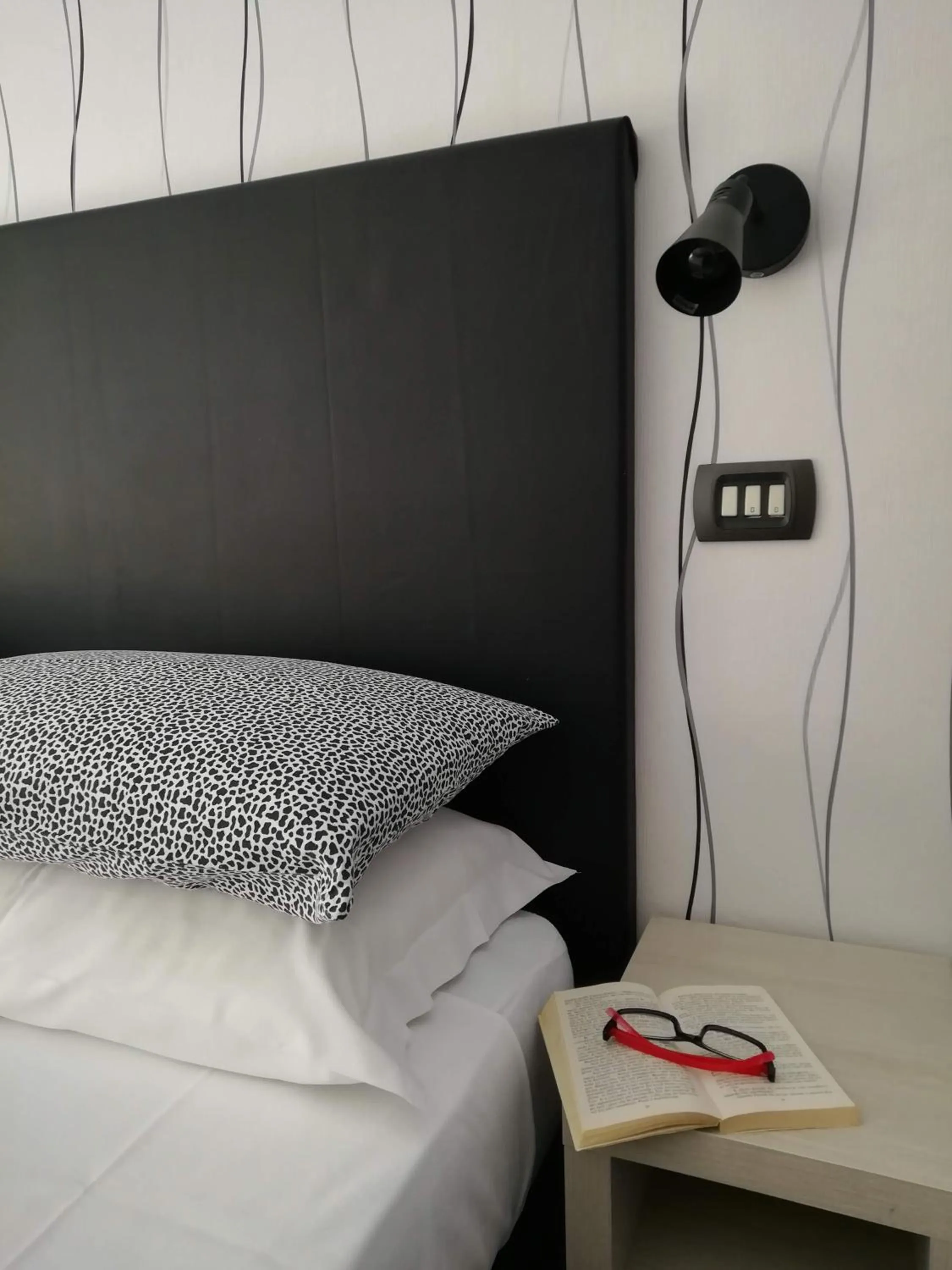 Bedroom, Bed in Hotel Villa Perazzini