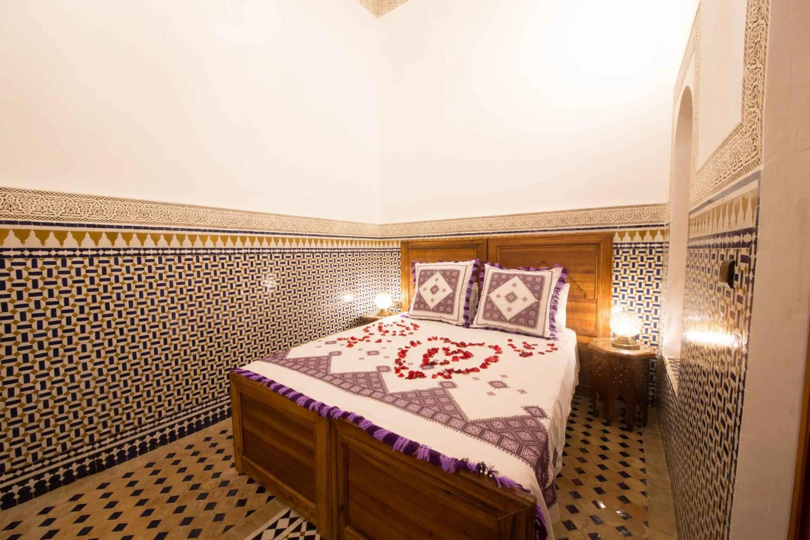 Bed in Riad Ouliya
