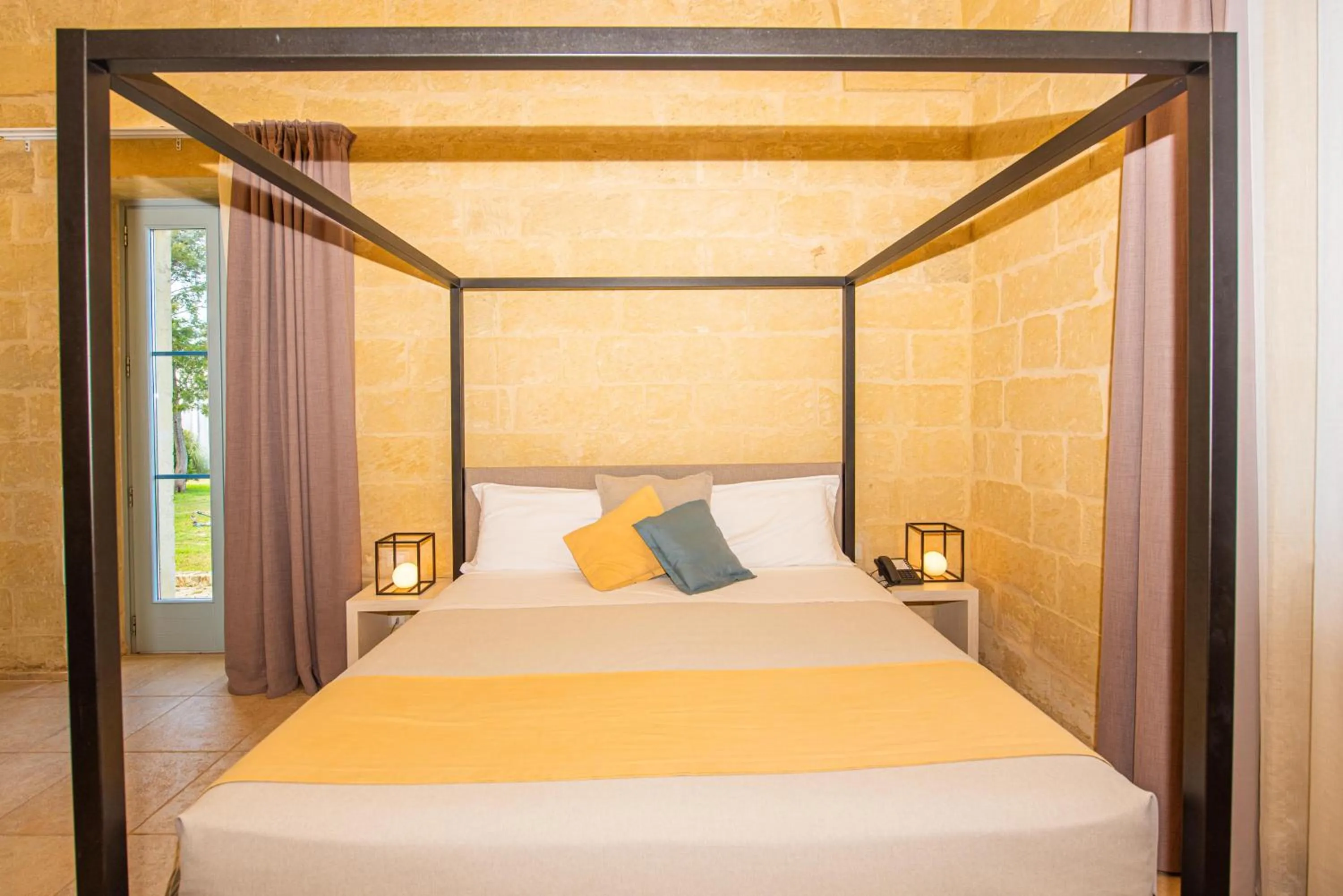 Bed in Relais Masseria Le Cesine - CDSHotels