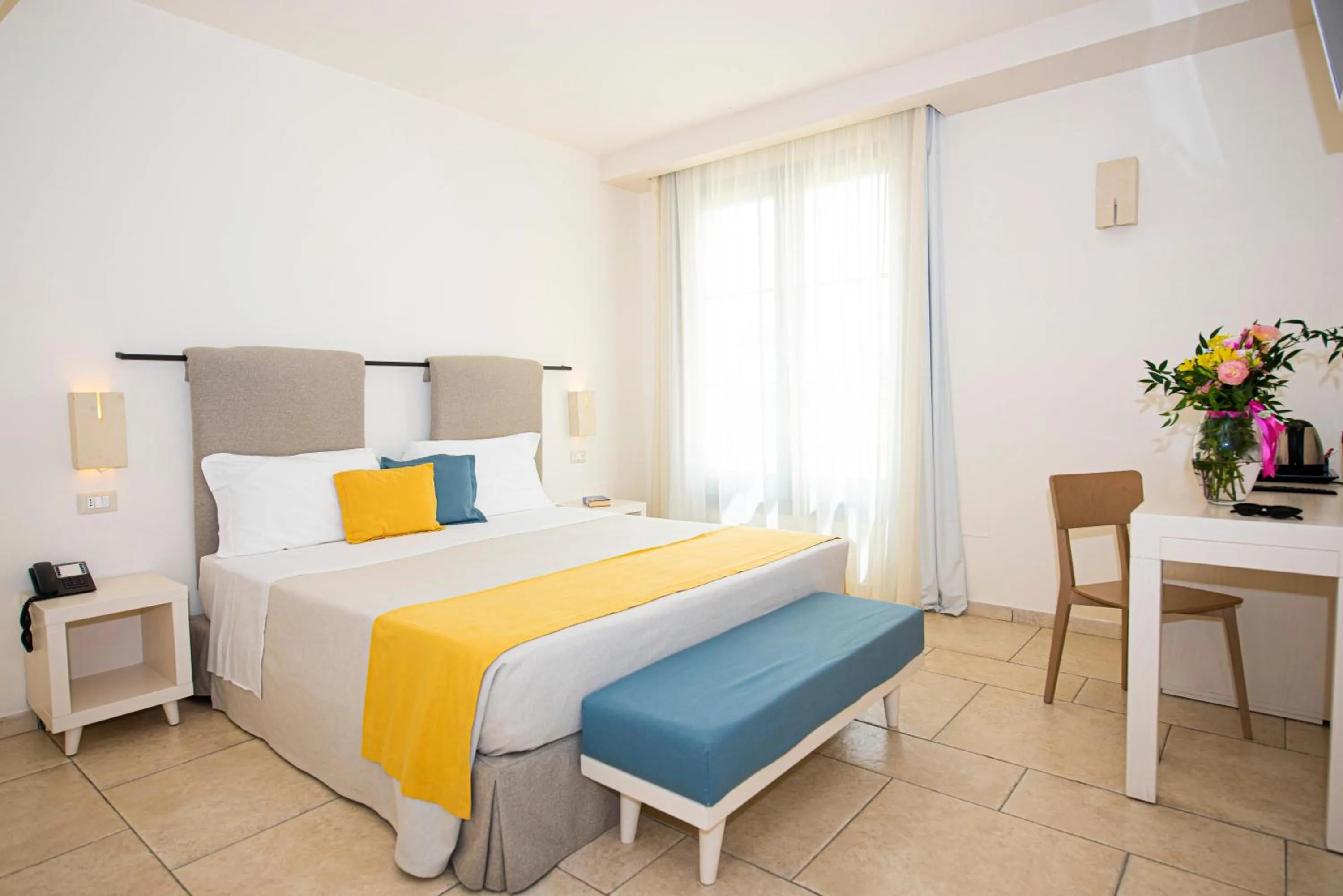 Bed in Relais Masseria Le Cesine - CDSHotels