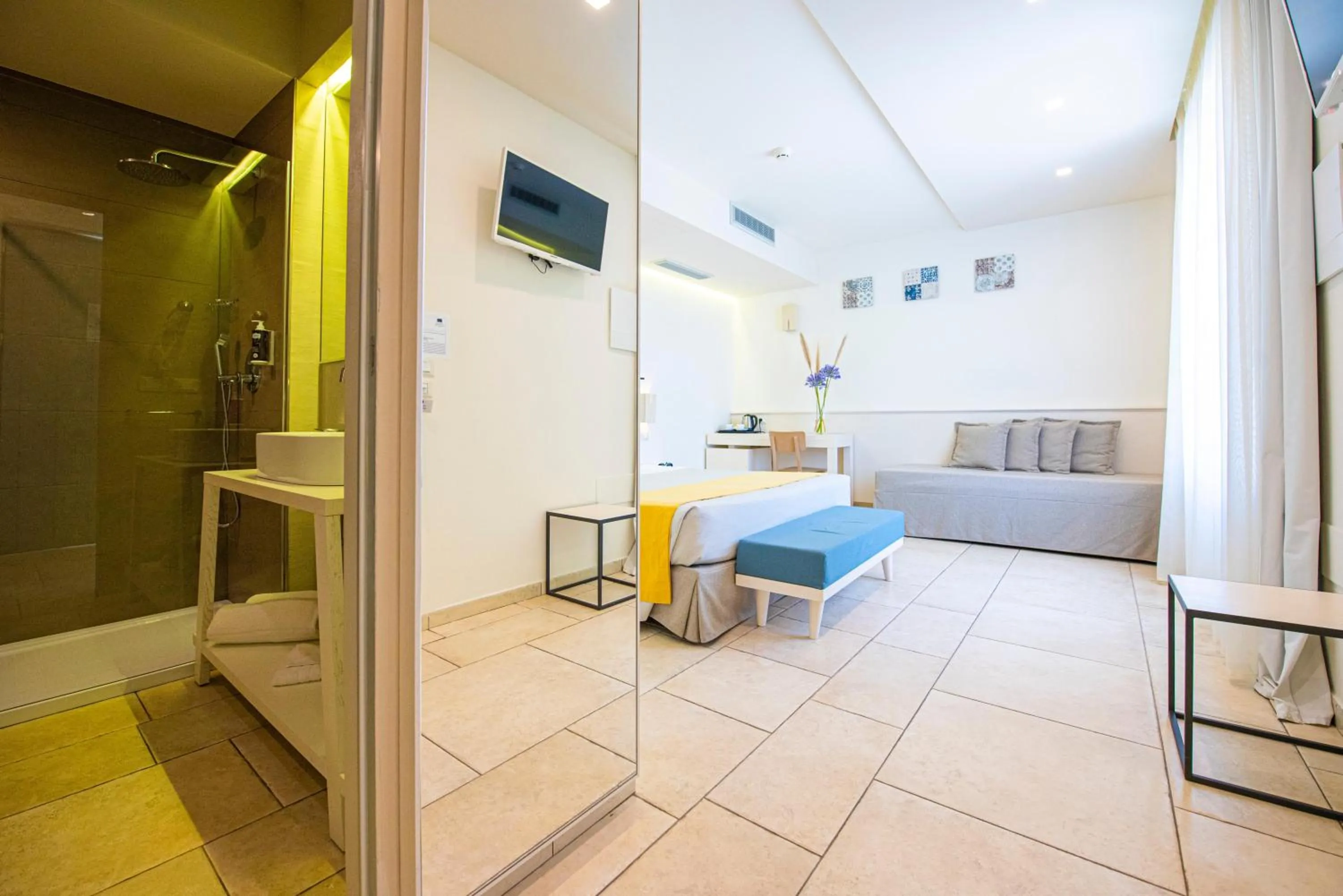 Bed in Relais Masseria Le Cesine - CDSHotels