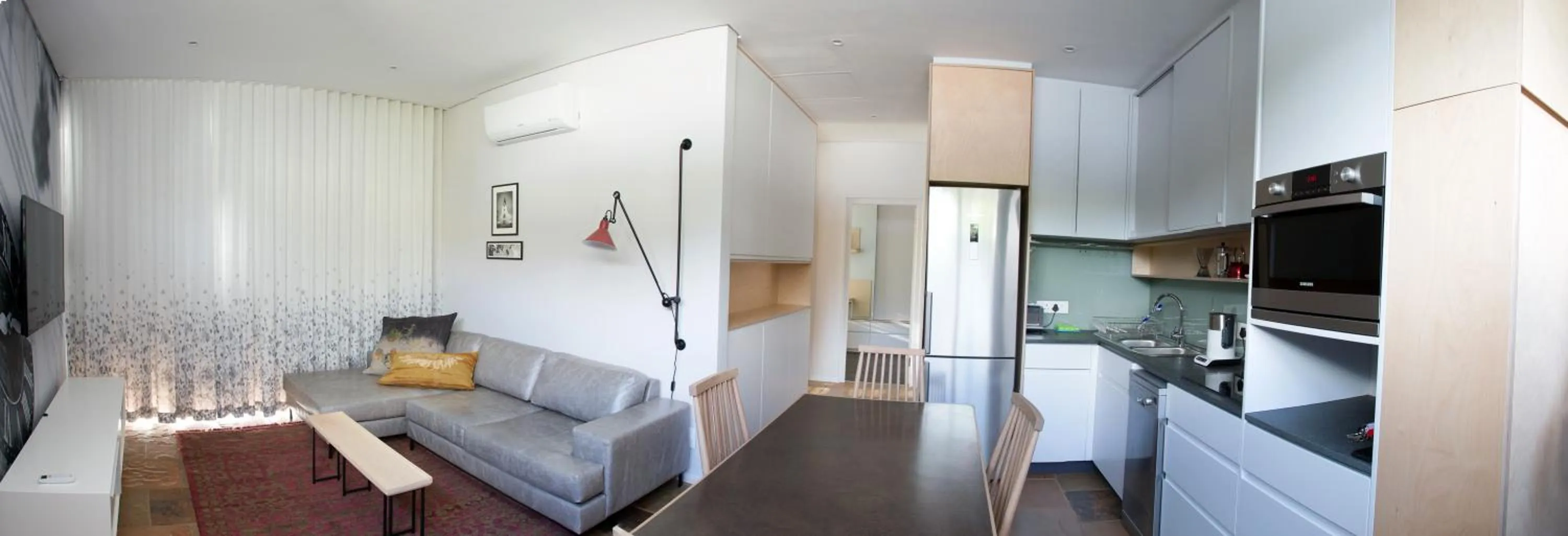 Communal lounge/ TV room in Laanhof Studios