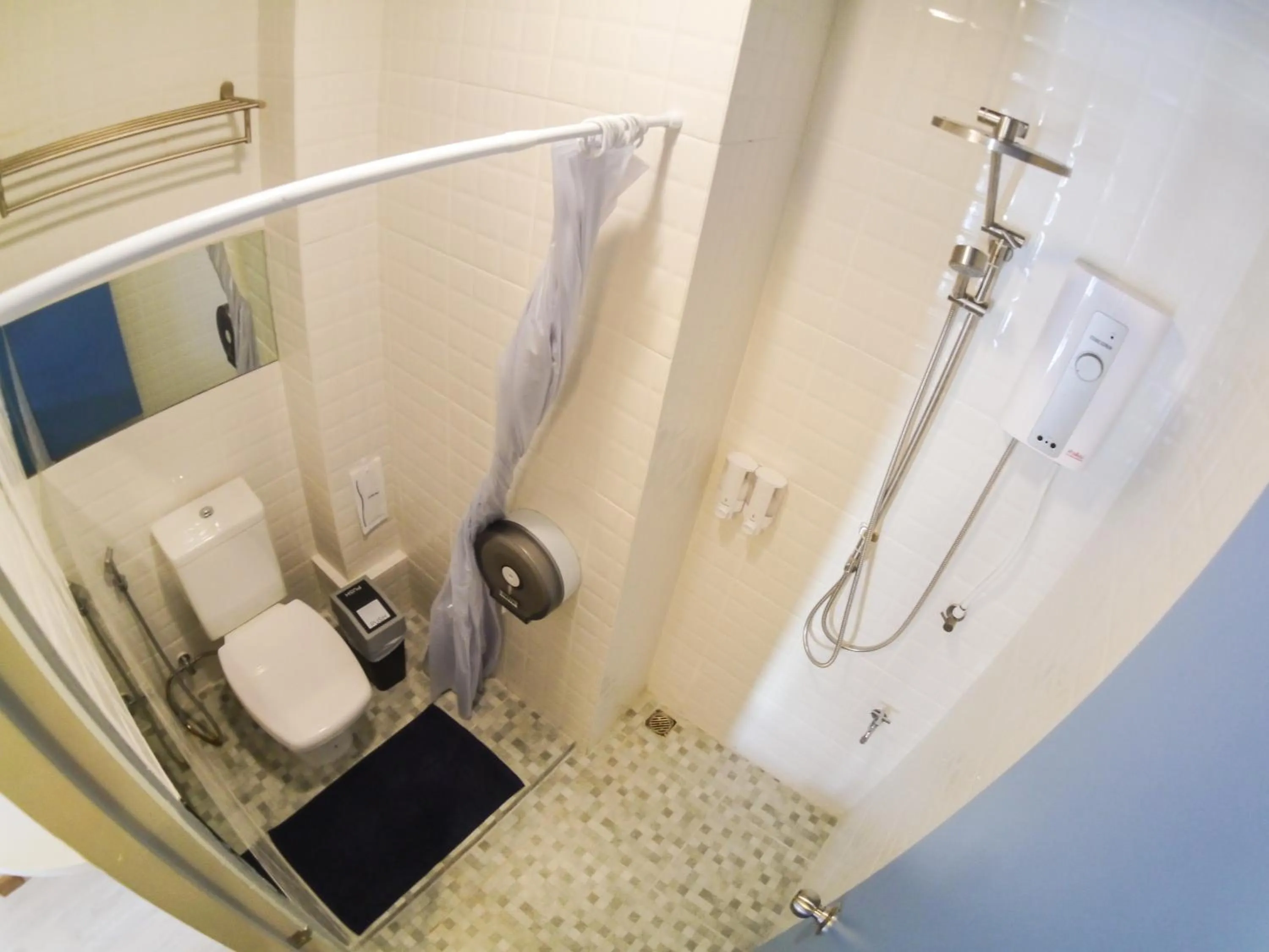 Bathroom in The Moon Hostel Huahin