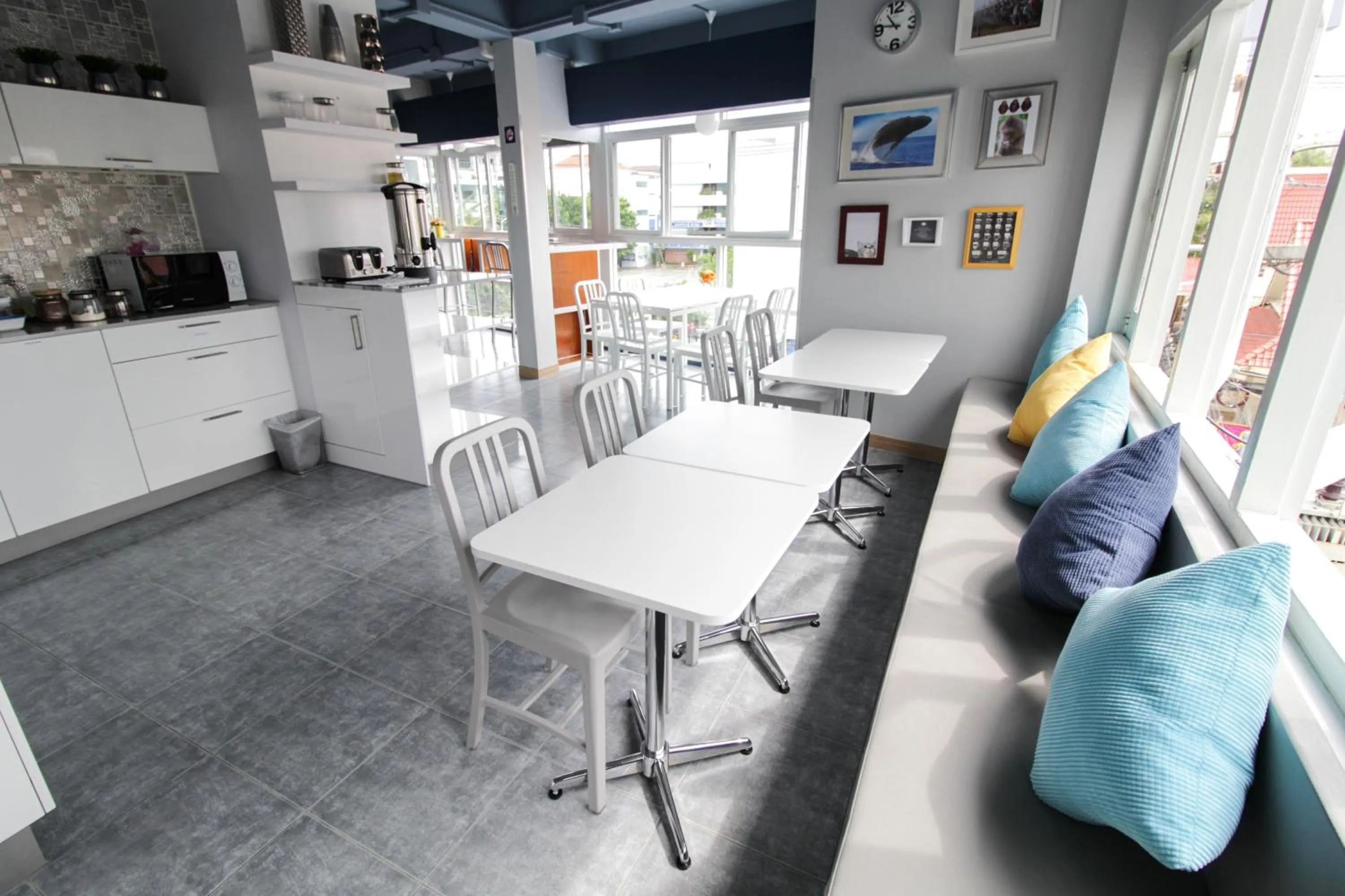 Dining area in The Moon Hostel Huahin