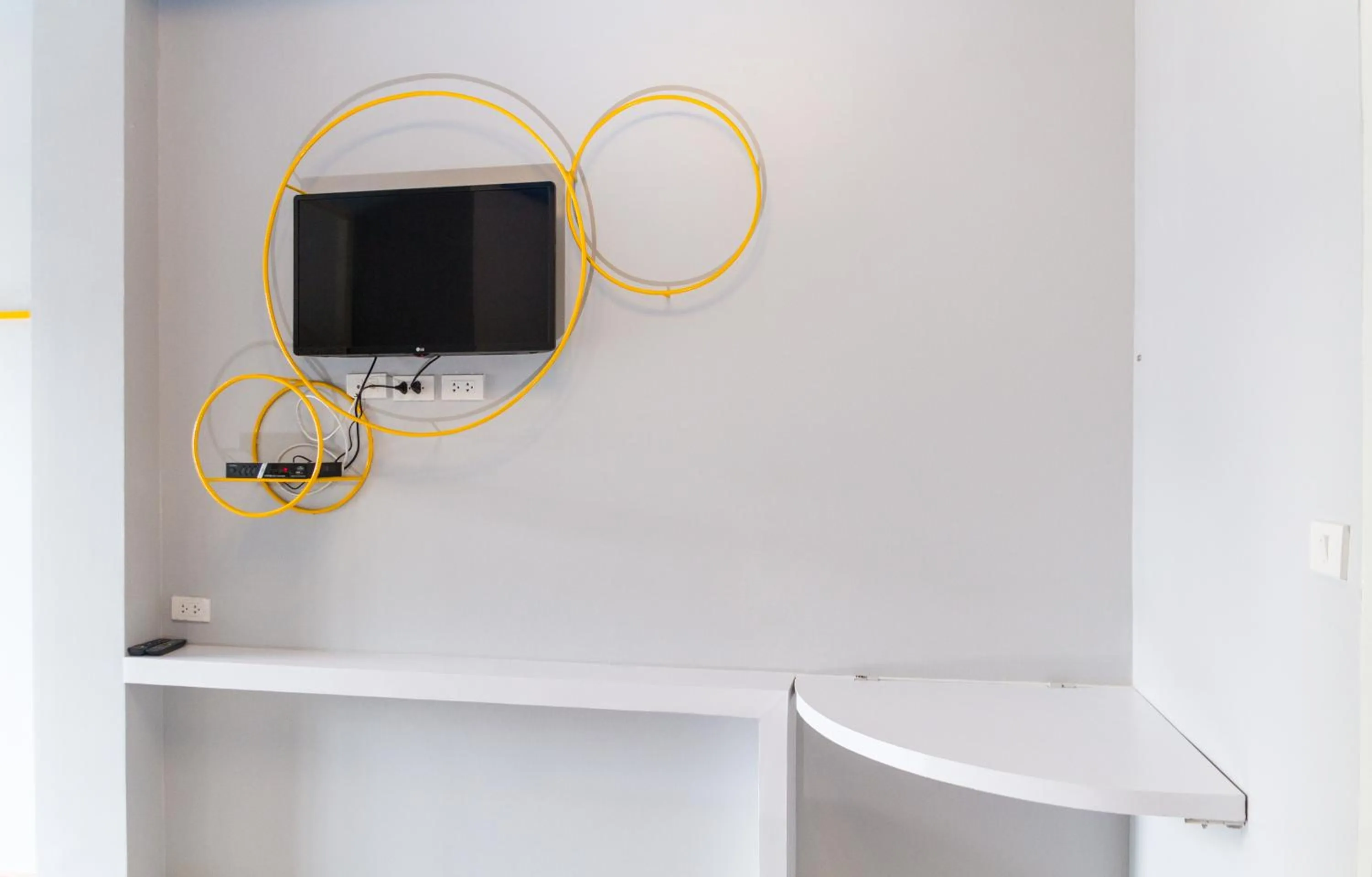 Photo of the whole room in The Moon Hostel Huahin