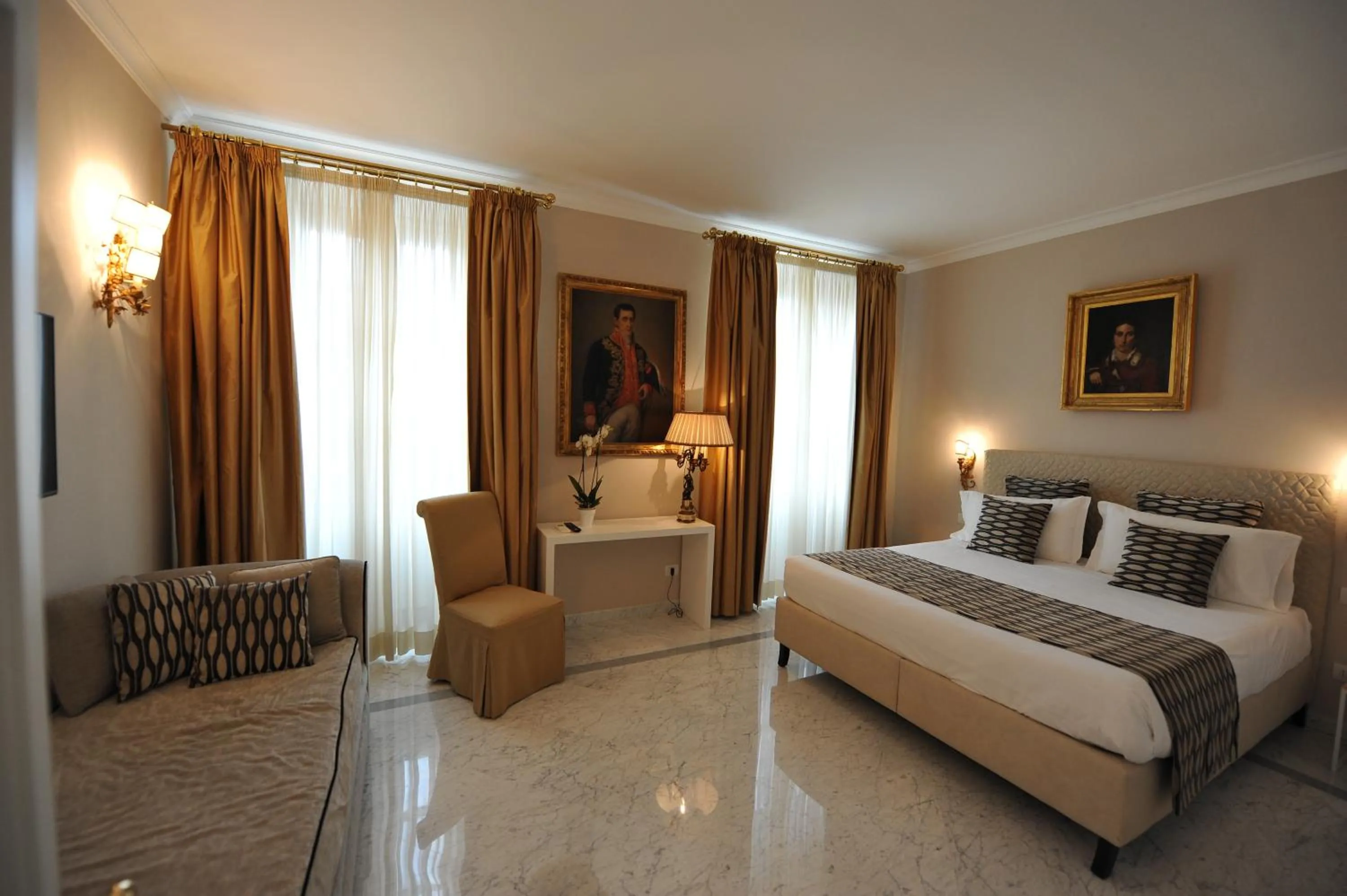 Bedroom, Bed in Angel Spagna Suite
