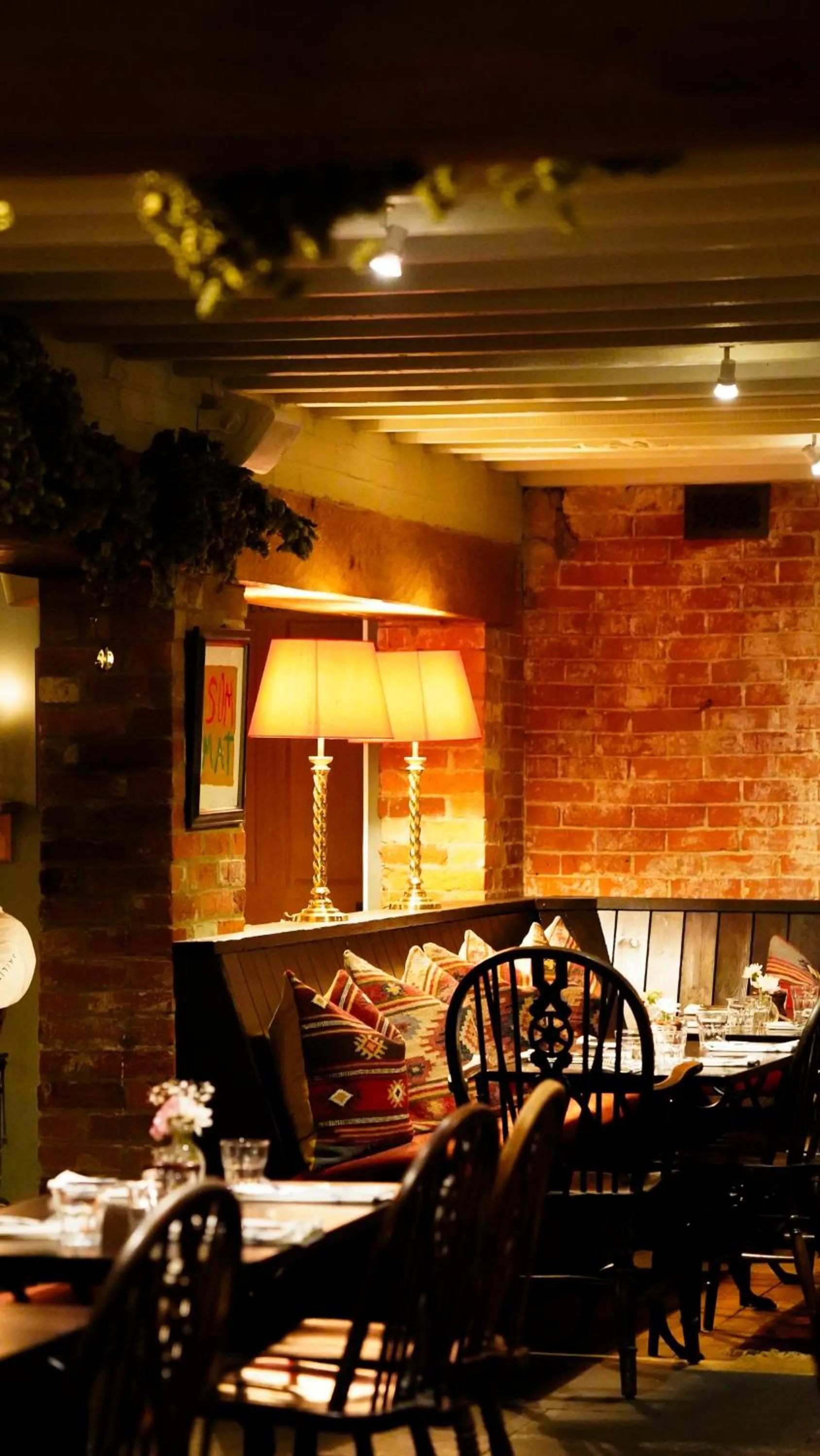 Restaurant/places to eat in The Dog & Gun Inn