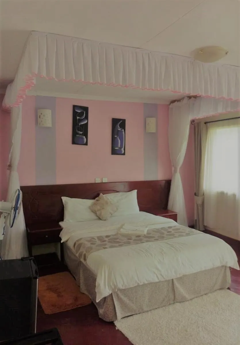 Bed in Jabali Country Lodge