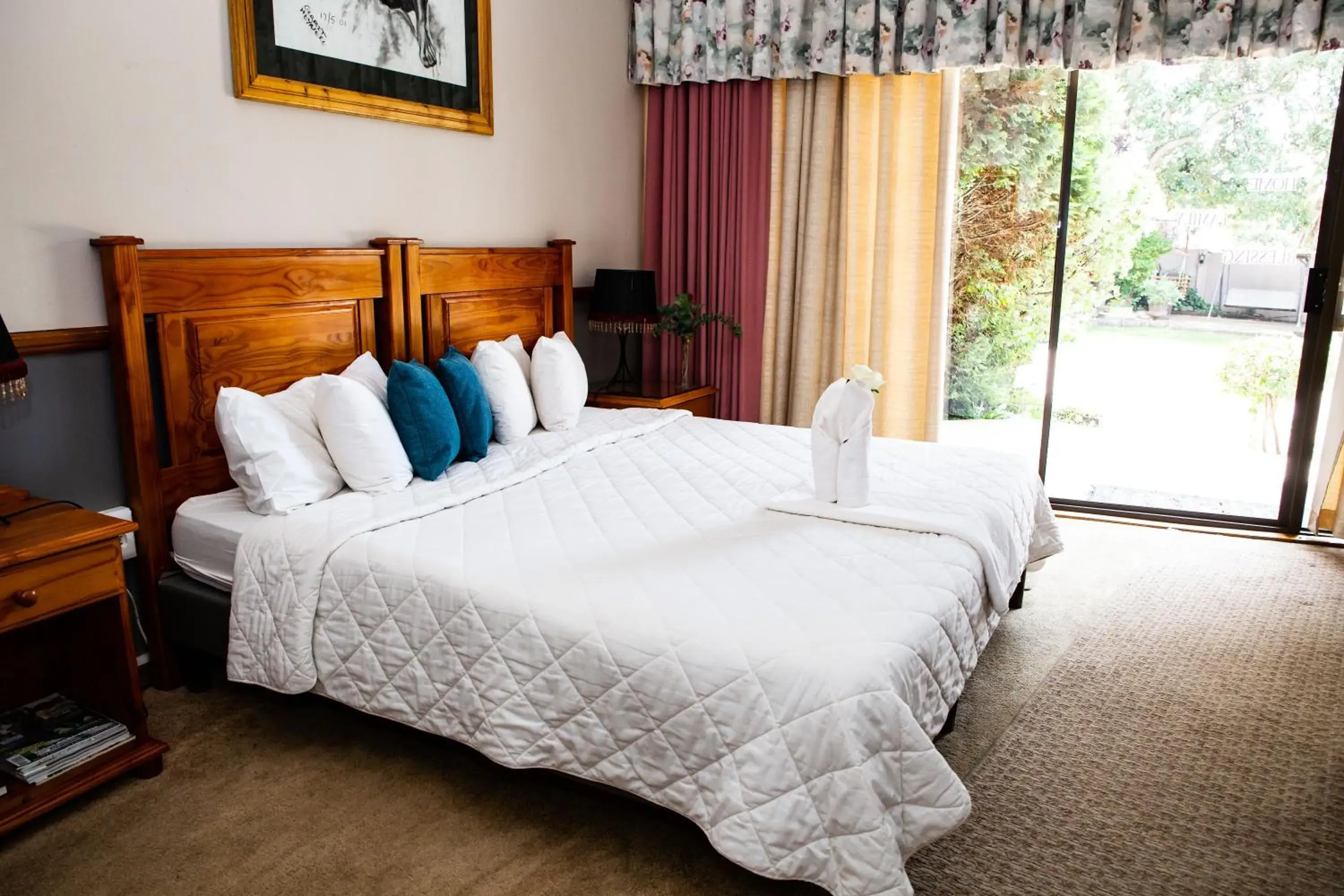 Deluxe Twin Room - single occupancy in Woodpecker Guesthouse Deluxe Twin Room - single occupancy in Woodpecker Guesthouse