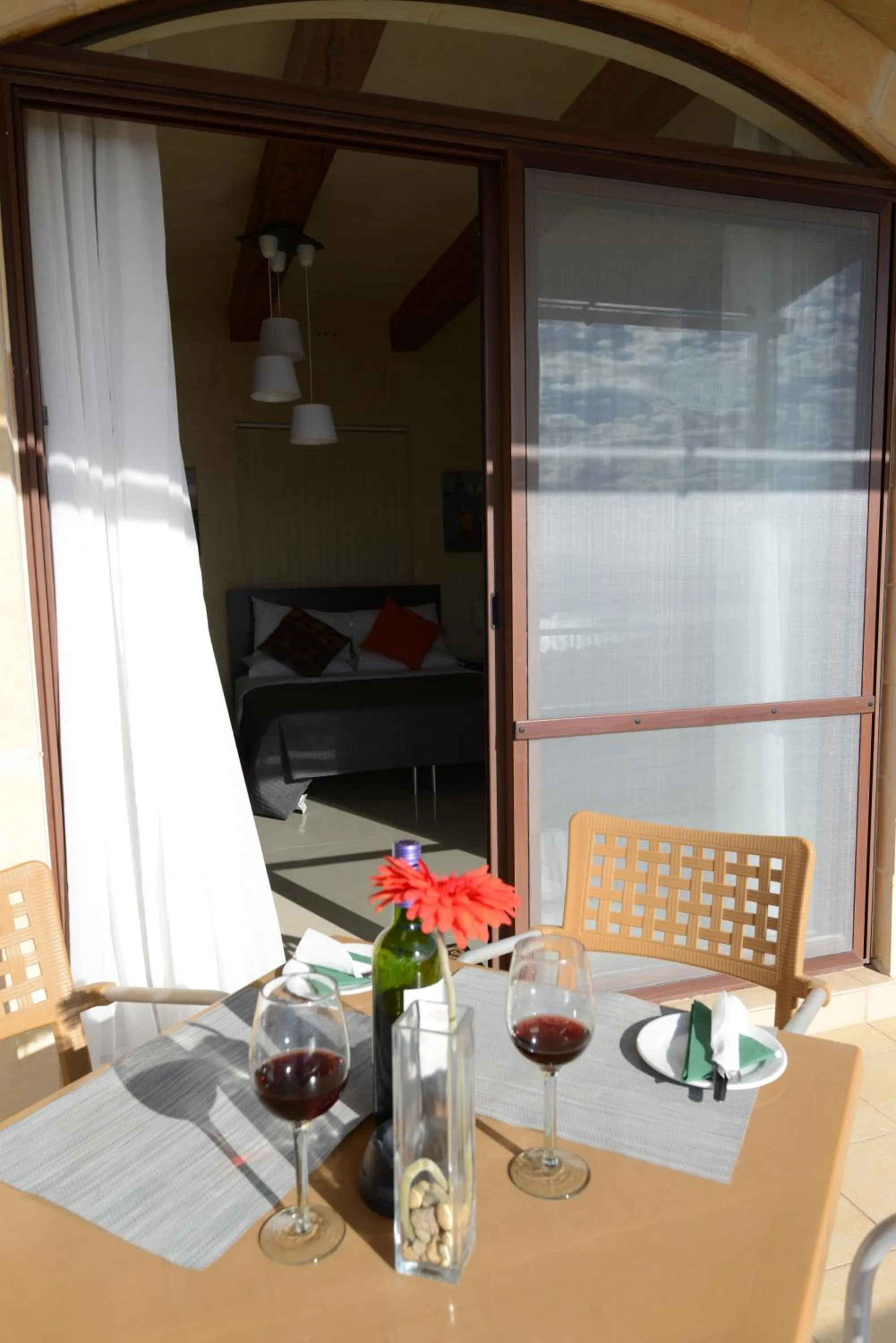 Patio in Il-Bukkett B&B