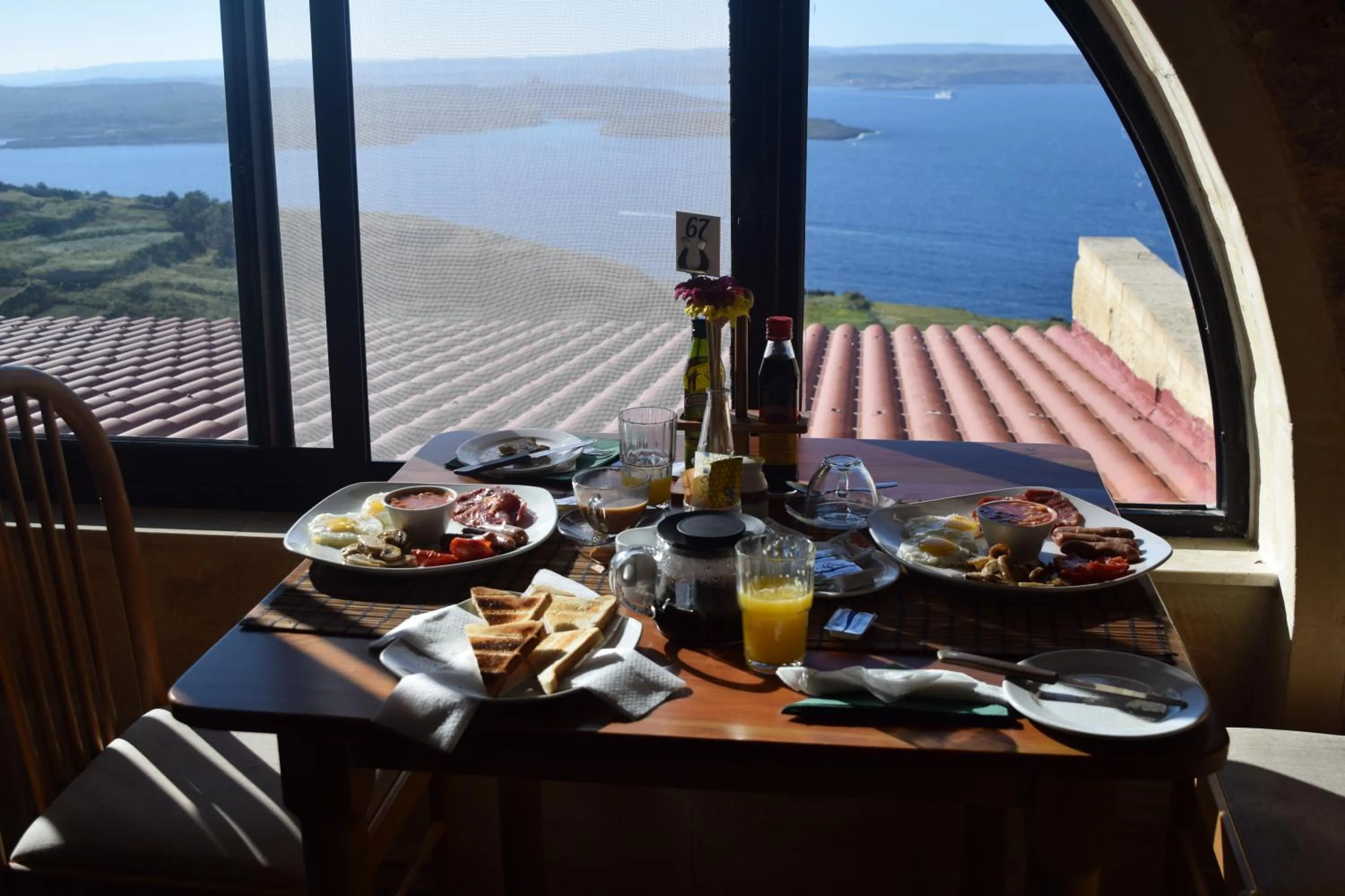 Breakfast in Il-Bukkett B&B