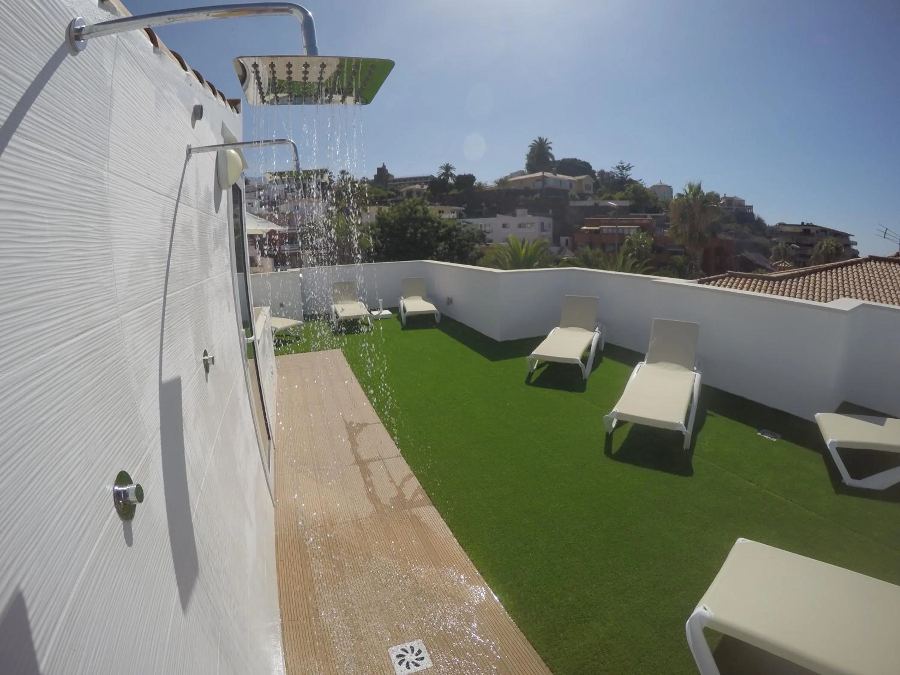 Shower in The Blue Corner Apartments