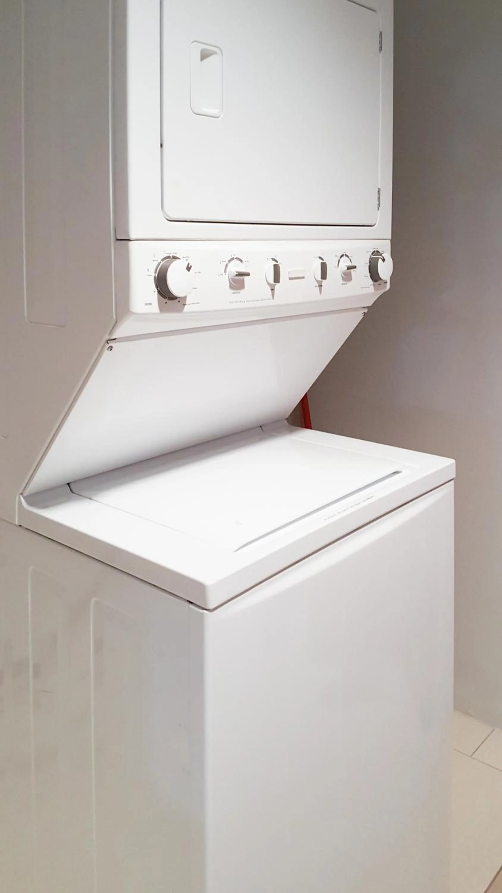 washing machine in New Kingston Guest Apartments @ Donhead