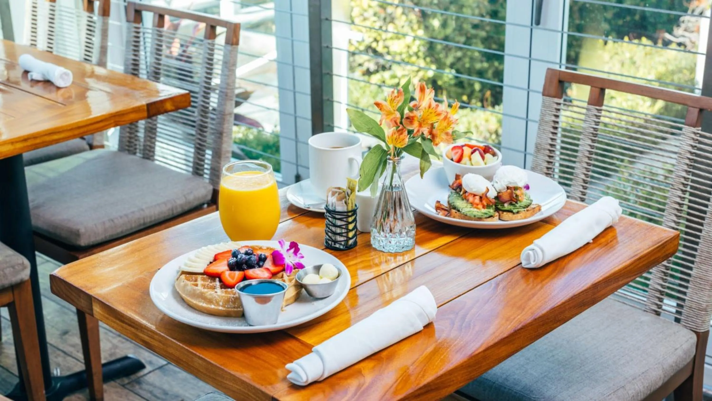 Restaurant/places to eat in Oceans Edge Key West