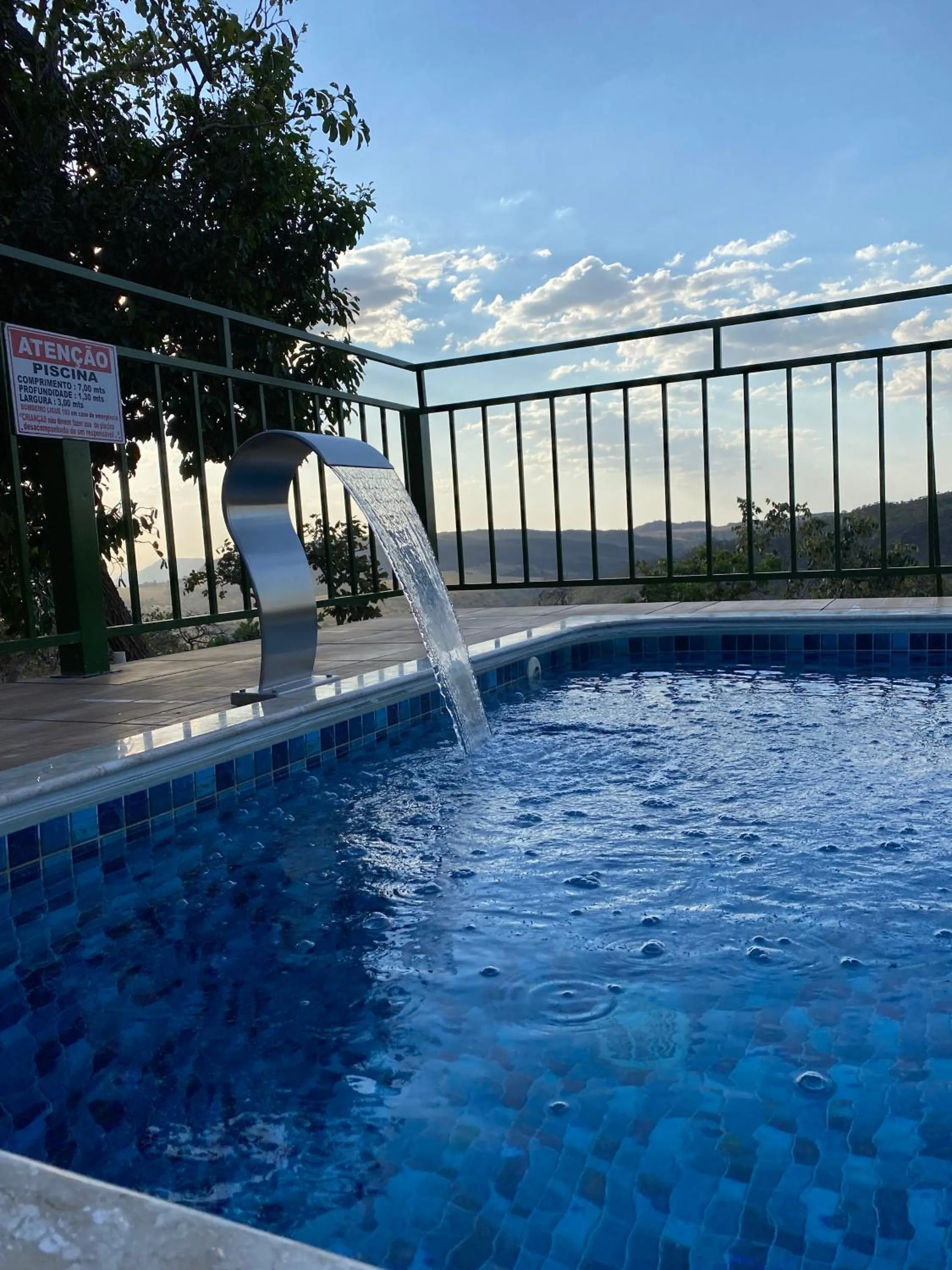 Swimming pool in Pousada Recanto das Pedras São Leopoldo