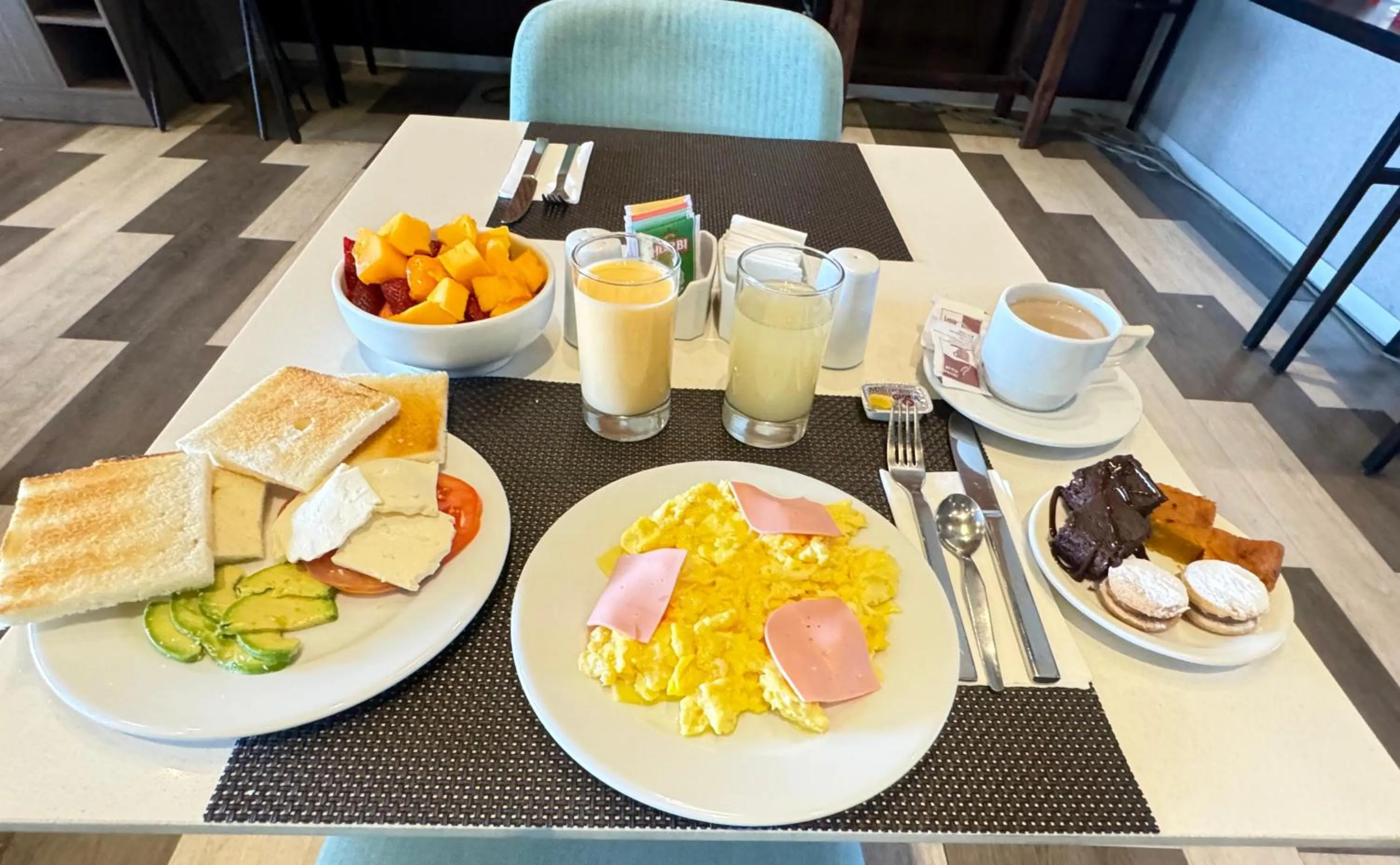 Breakfast in BTH Rebel Tacna