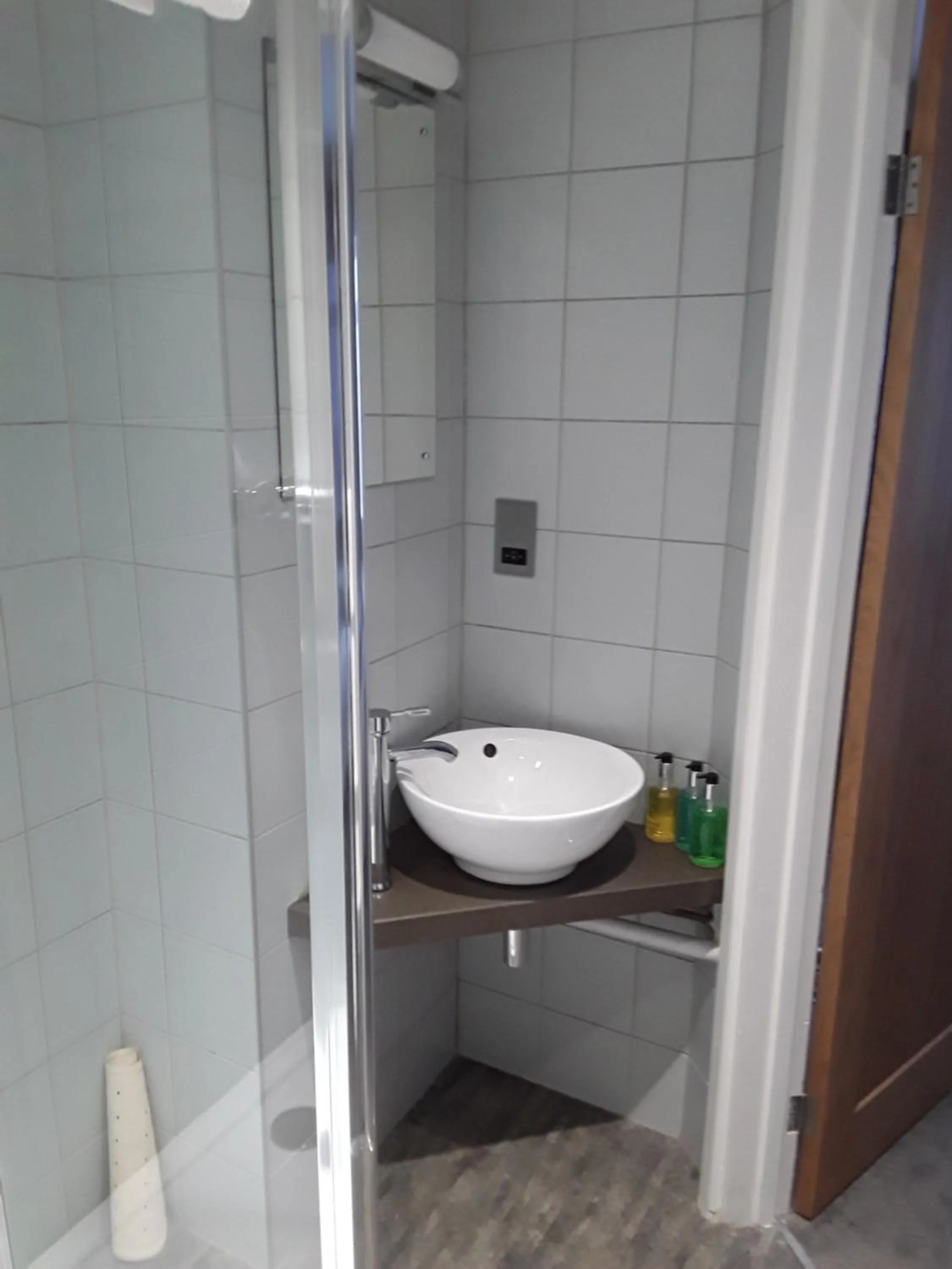 Bathroom in The Cottage Hotel