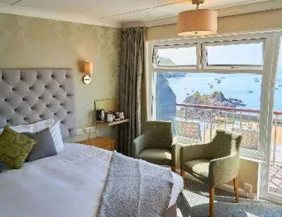 Bed in The Cottage Hotel