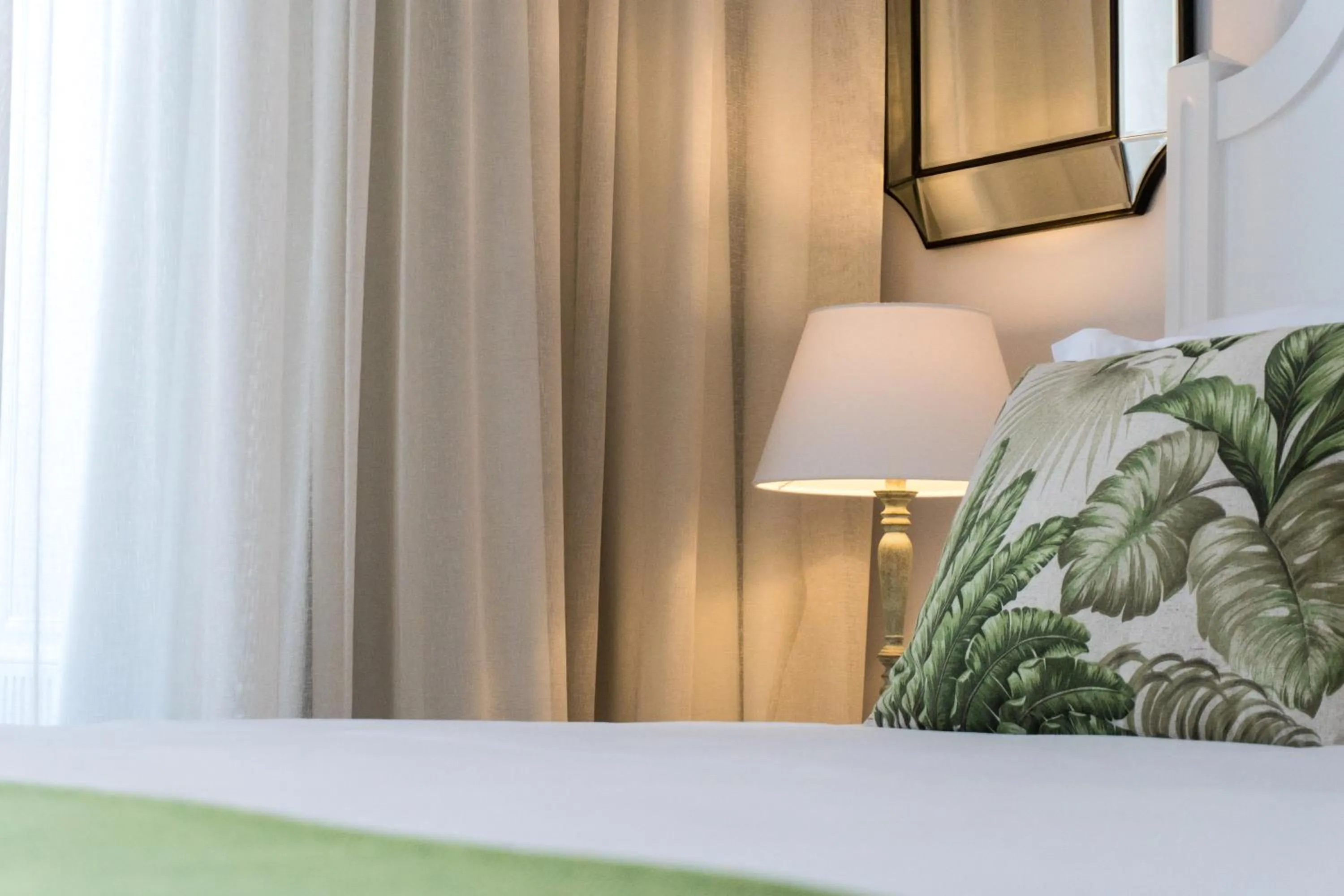 Bedroom, Bed in Casa das Palmeiras Charming House - Azores 1901