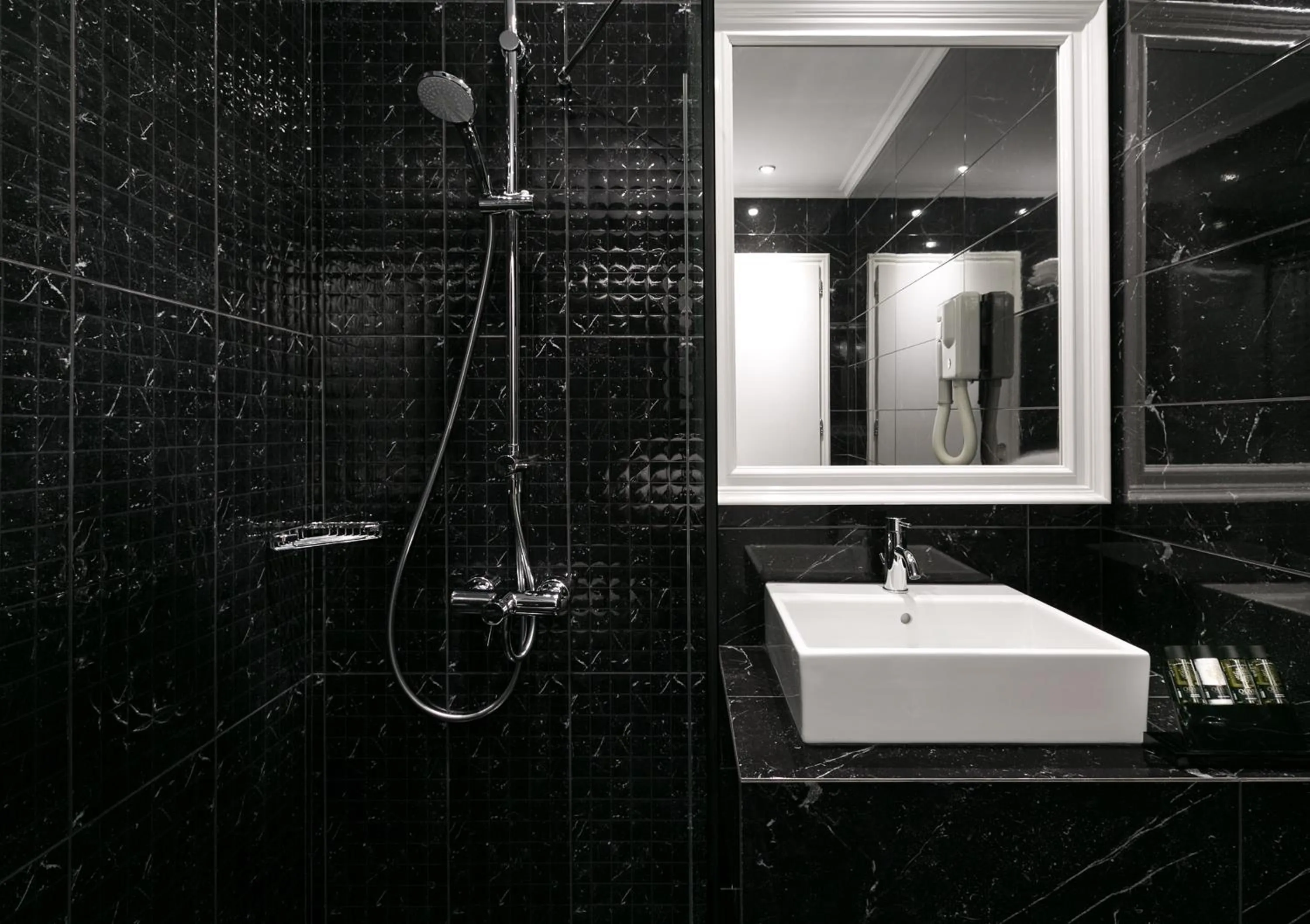 Bathroom in Anaktorikon Boutique Hotel