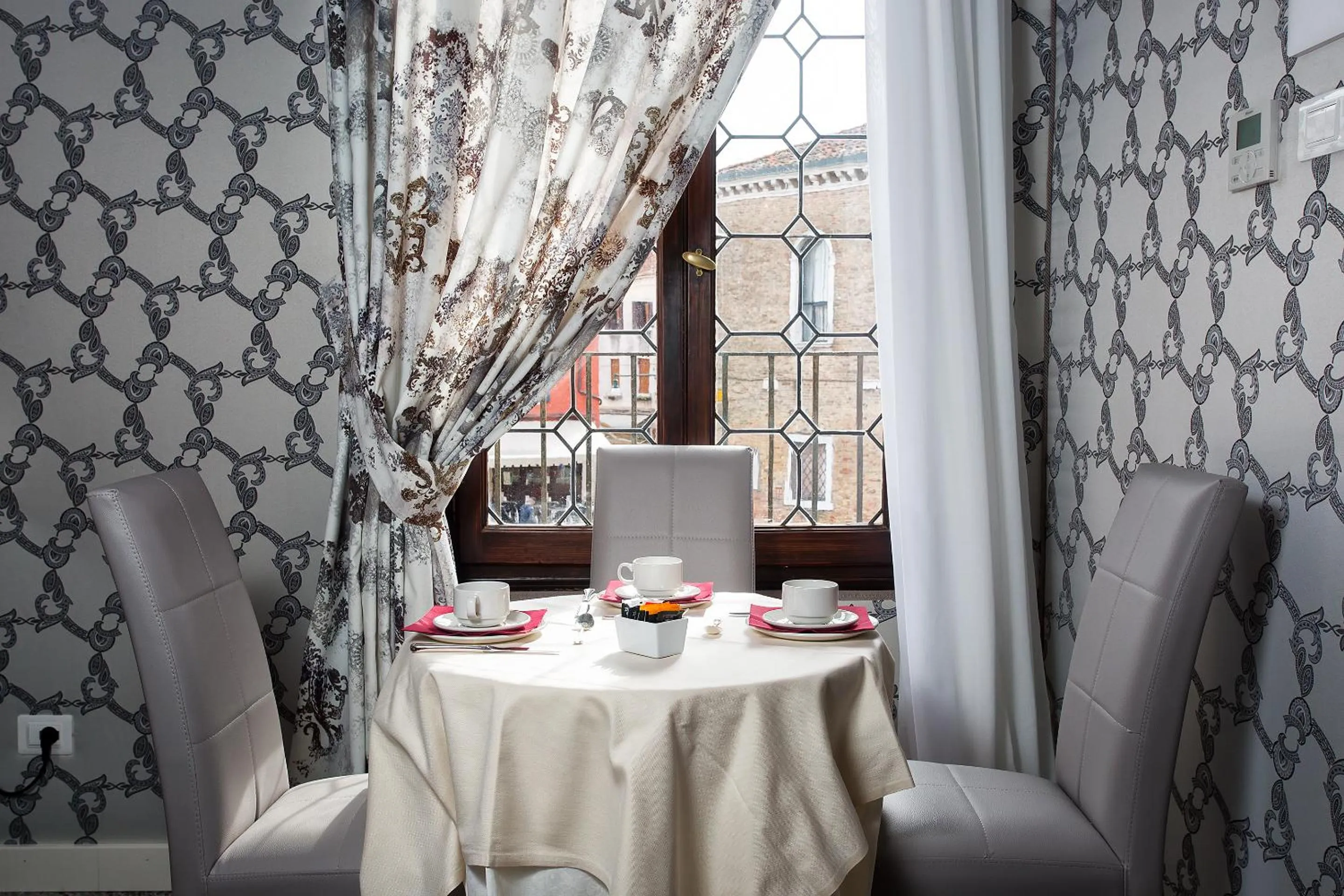 Restaurant/places to eat in Hotel Ca' Nobile Corner