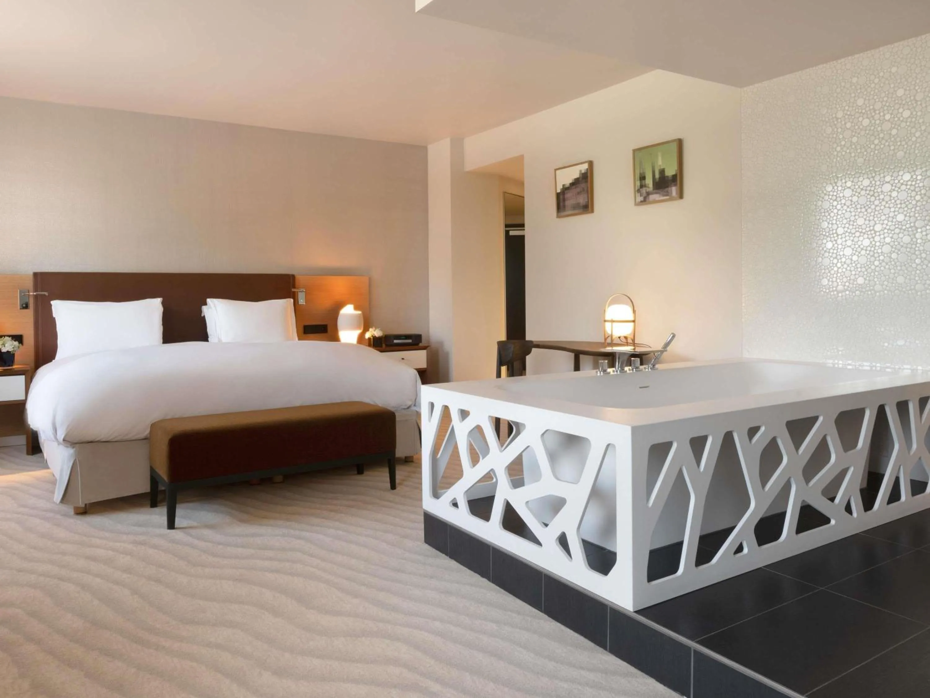 Bedroom, Bed in Sofitel Luxembourg Le Grand Ducal