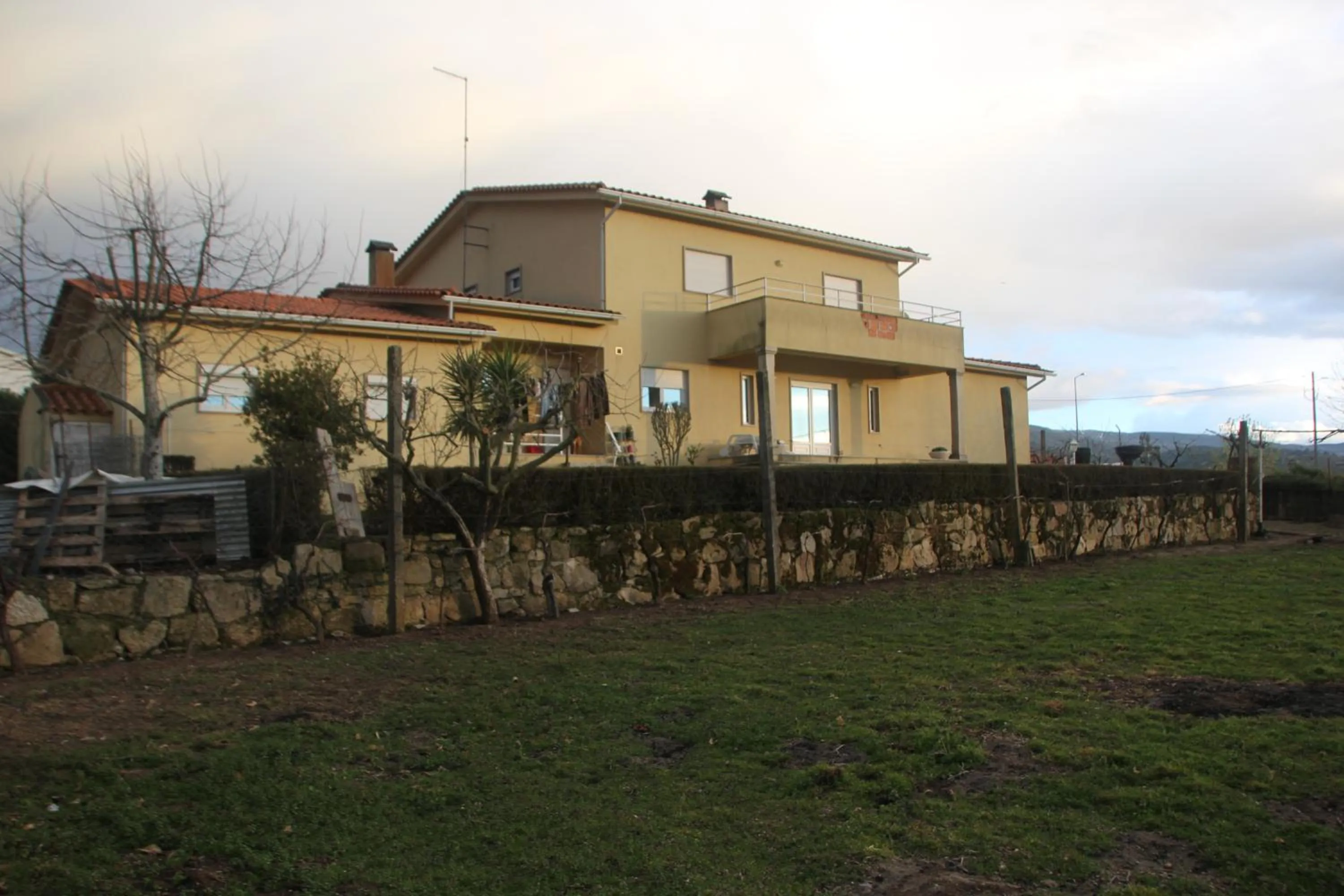 Property building in Quartos em vivenda serra da Estrela