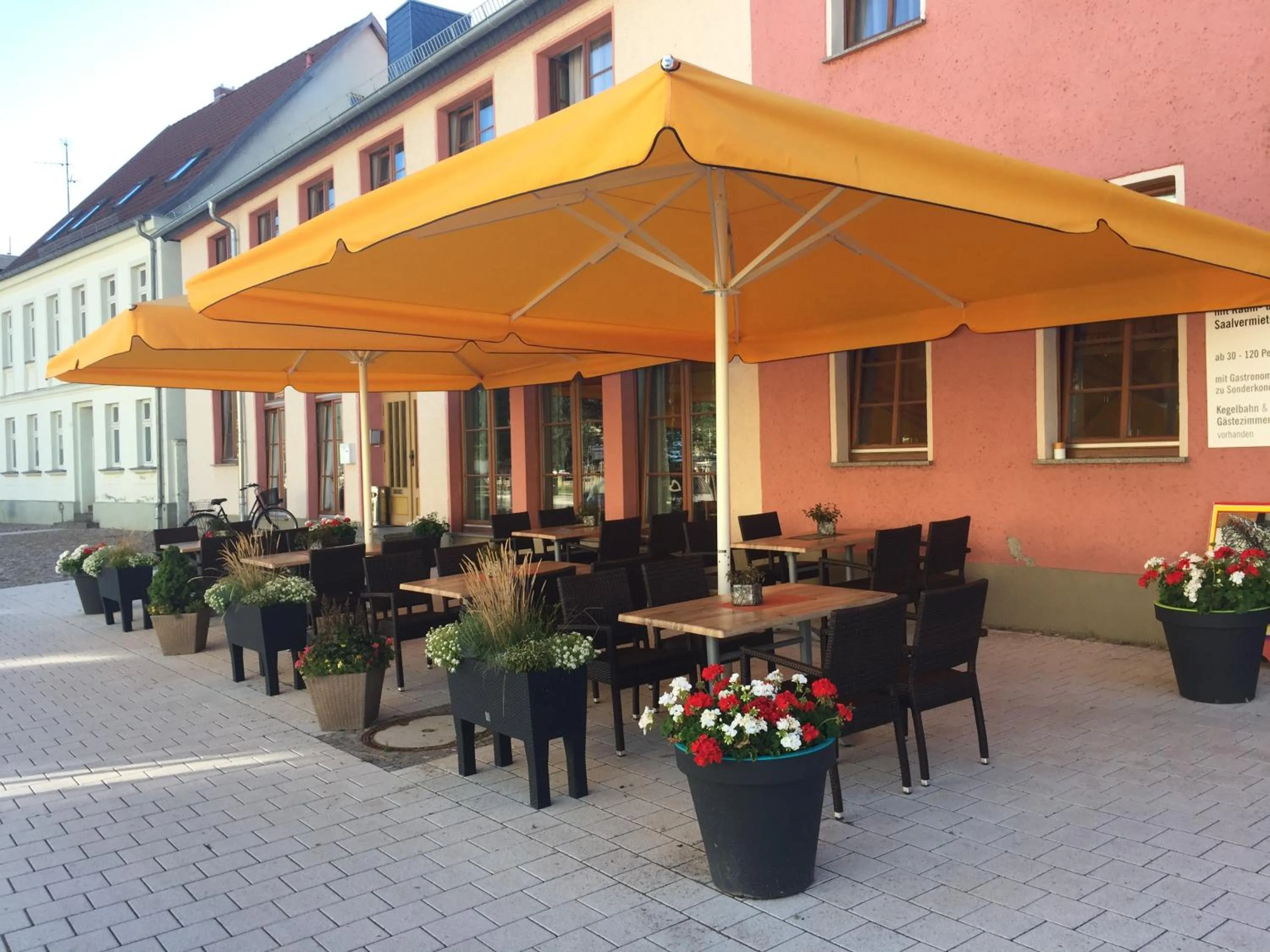 Restaurant/places to eat in Hotel Stadt Magdeburg