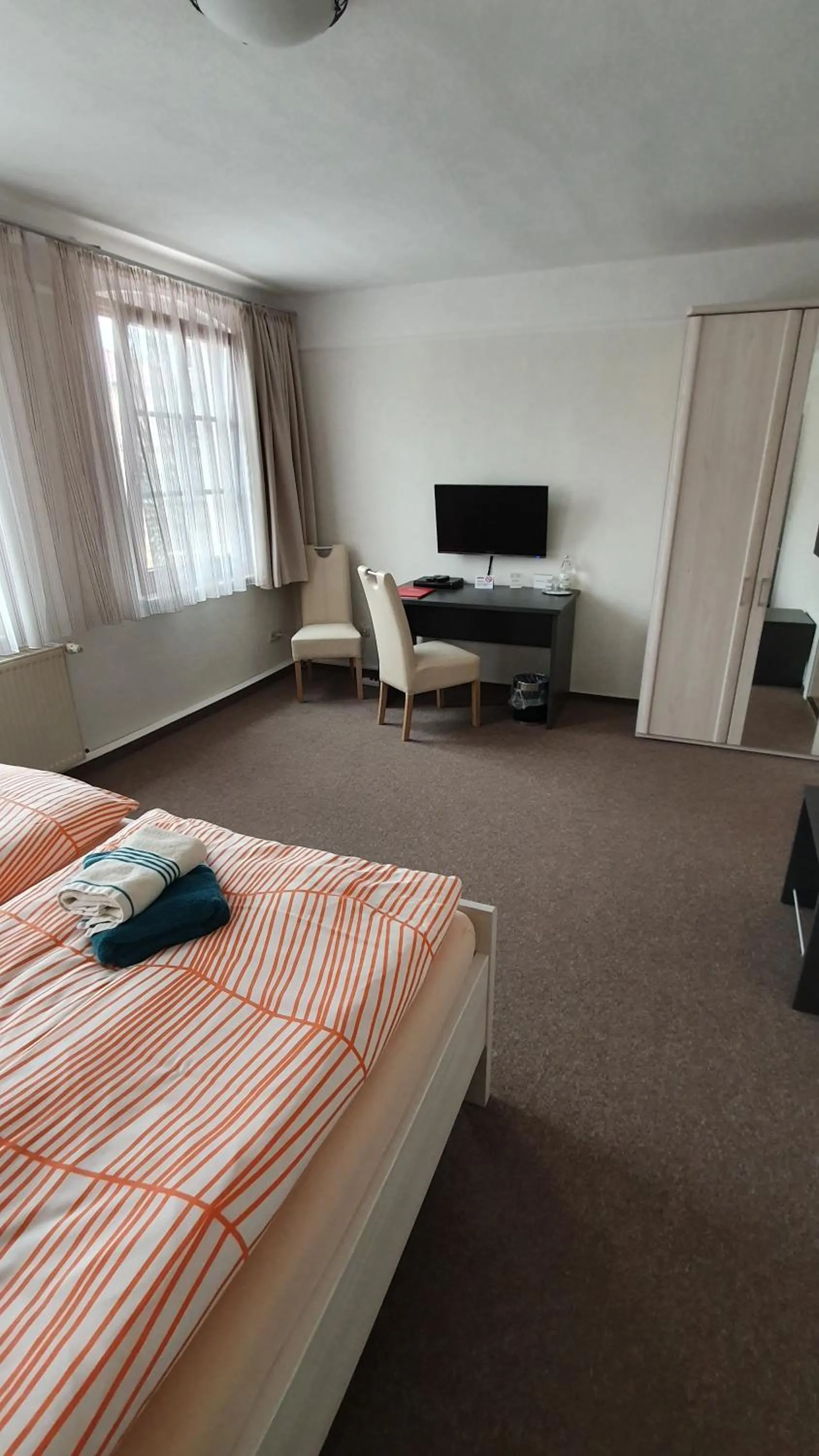 Bed in Hotel Stadt Magdeburg