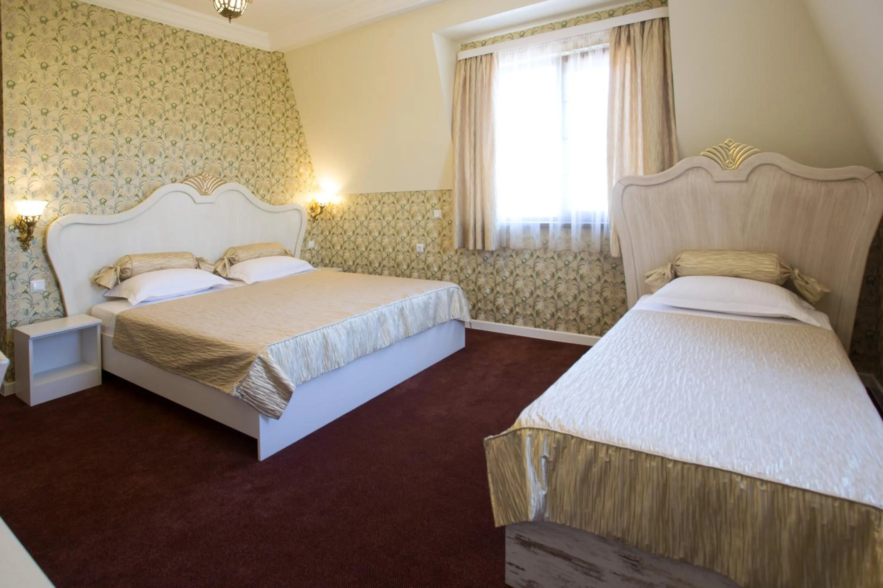 Photo of the whole room, Bed in Hotel Green Garden