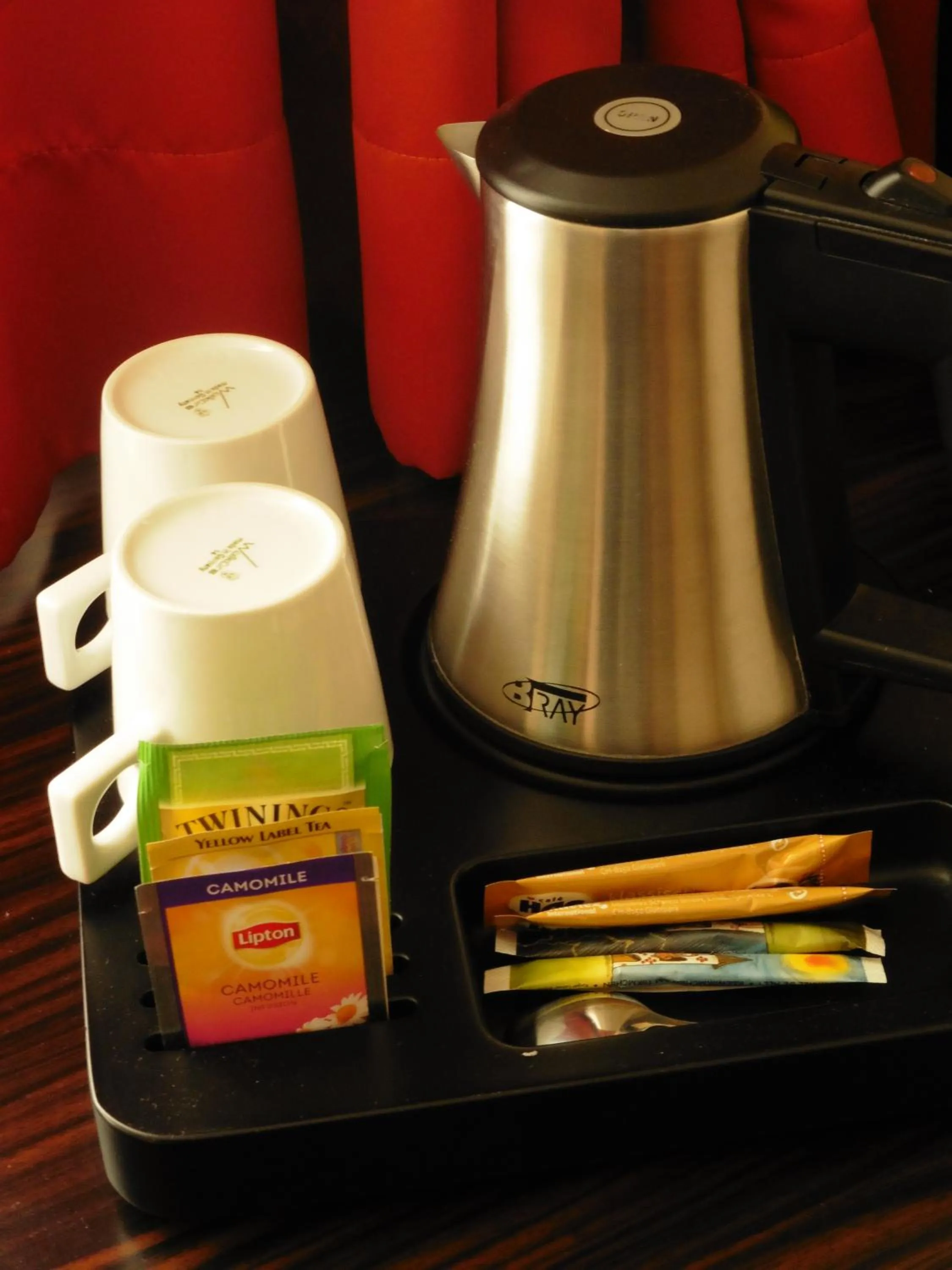 Coffee/tea facilities in Hotel Empire