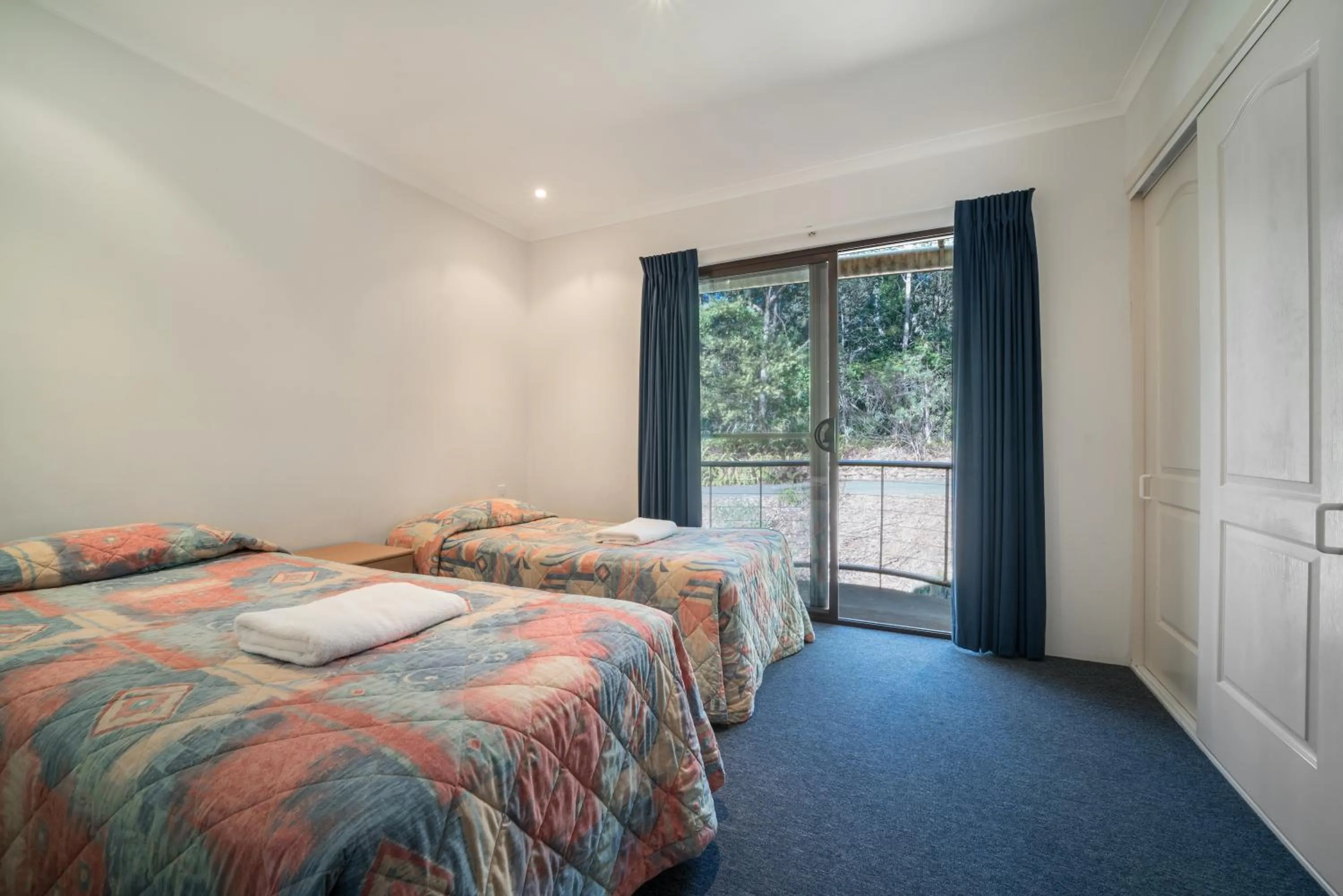 Bedroom, Bed in Avoca Beach Hotel