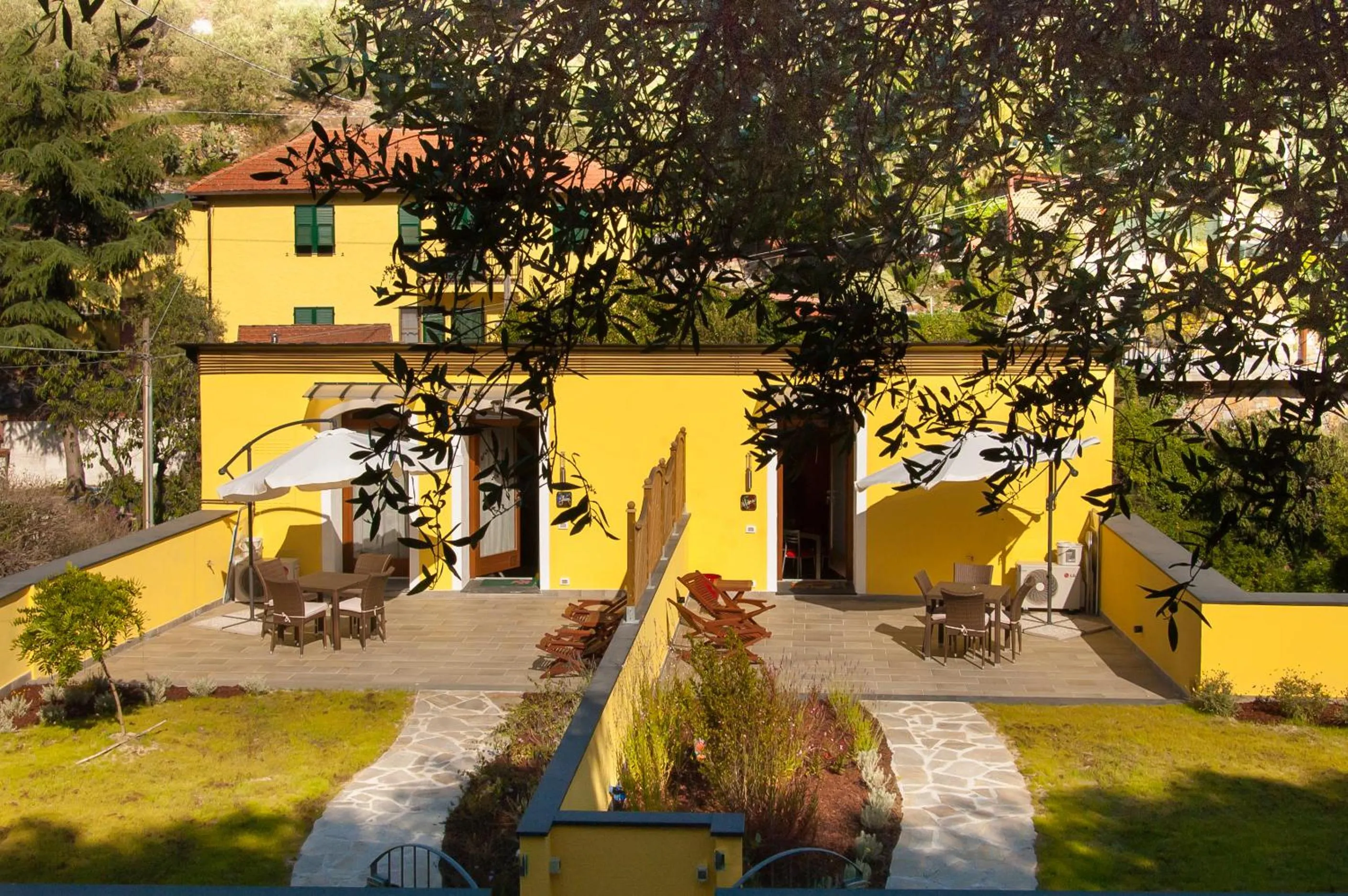 Property building in Appartamenti Antico Frantoio Doria