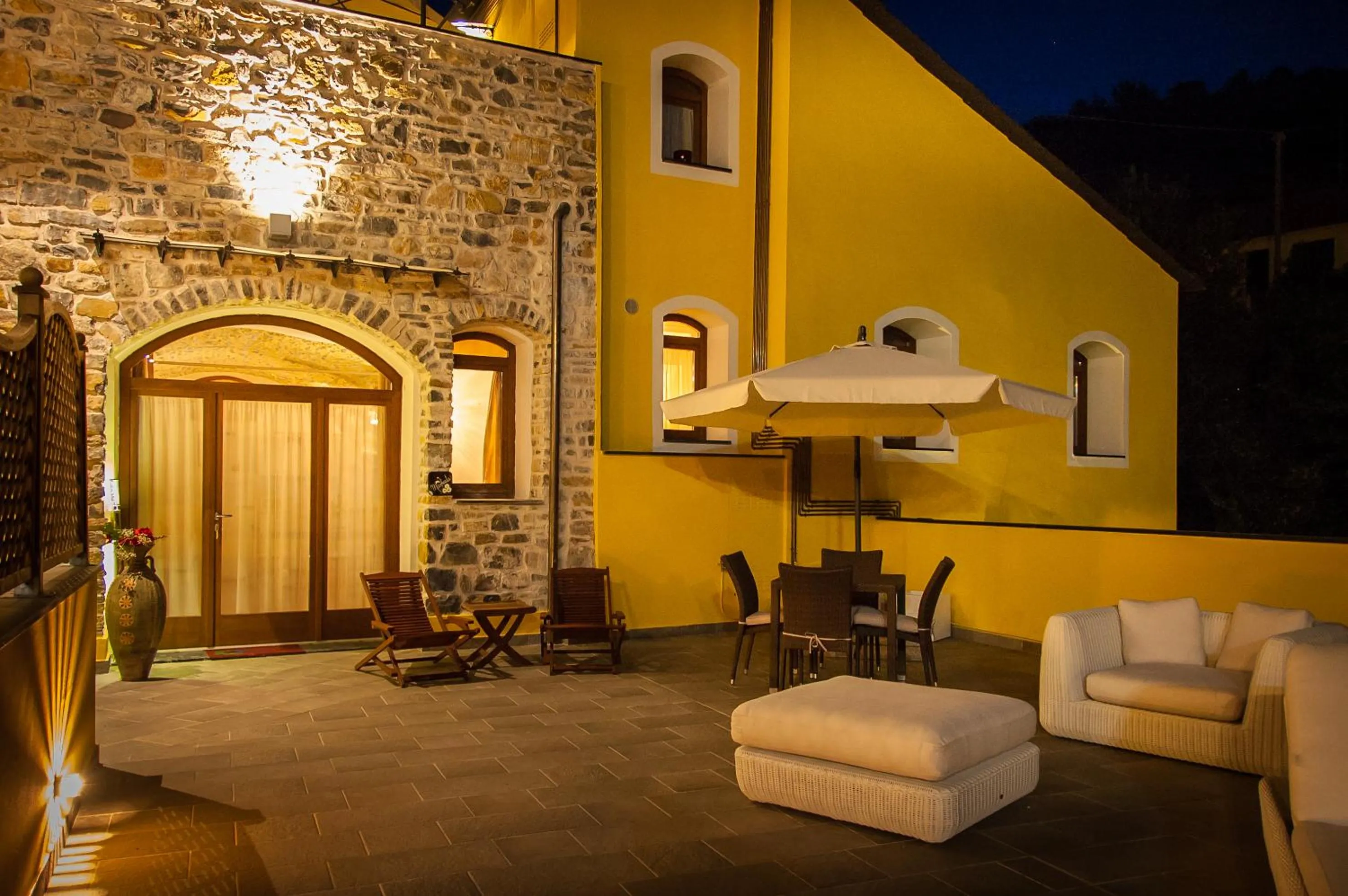 Facade/entrance in Appartamenti Antico Frantoio Doria