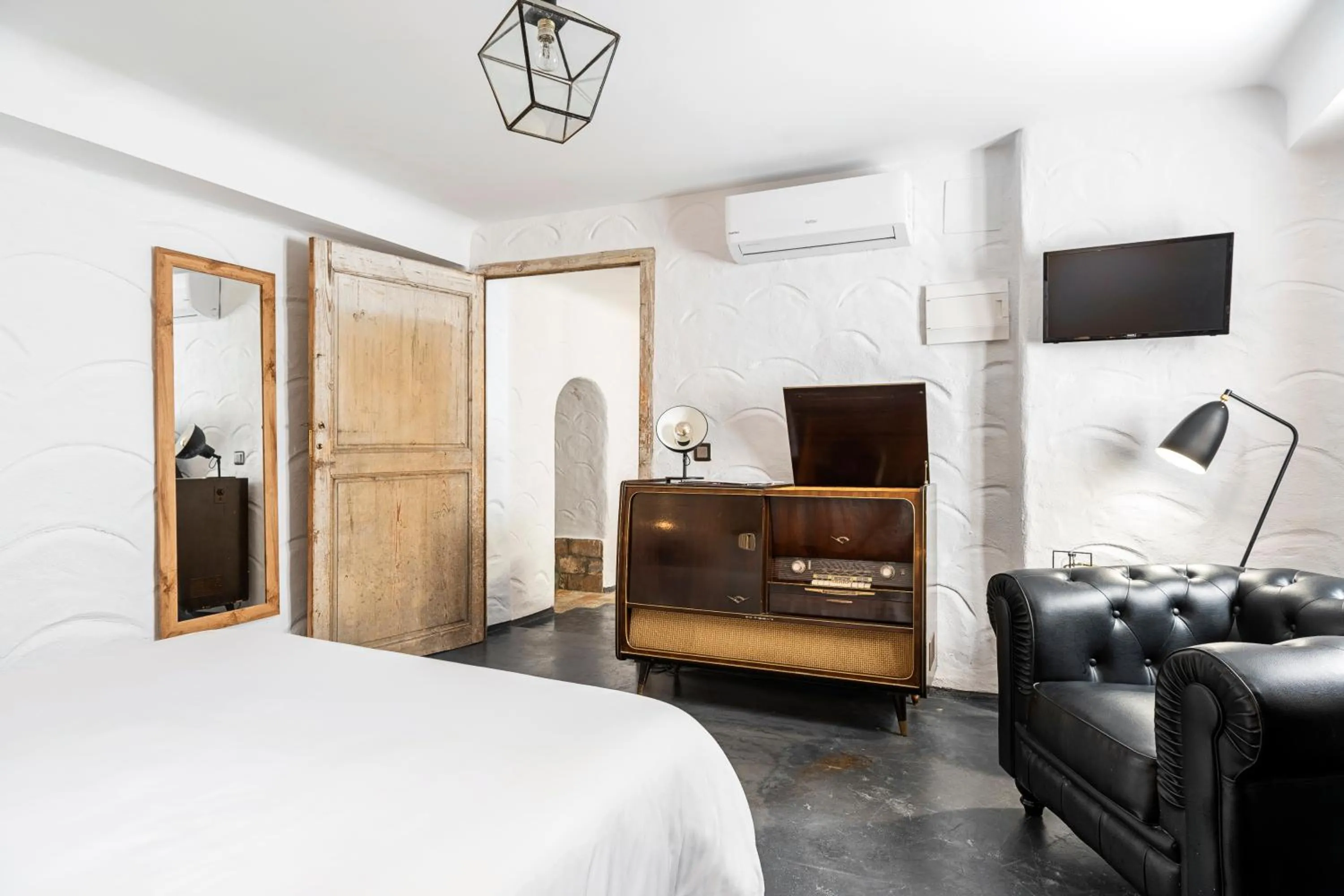 Bed in La Fonda Antigua ADULTS ONLY