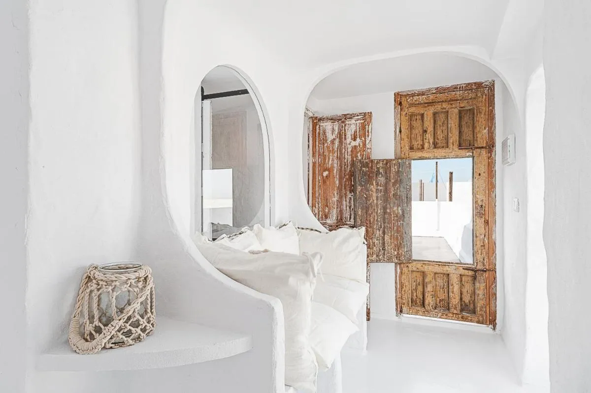 Bed in La Fonda Antigua ADULTS ONLY