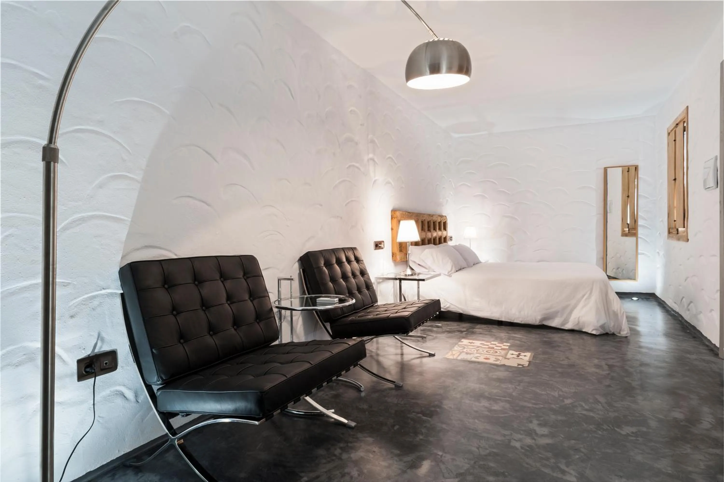 Photo of the whole room, Bed in La Fonda Antigua ADULTS ONLY