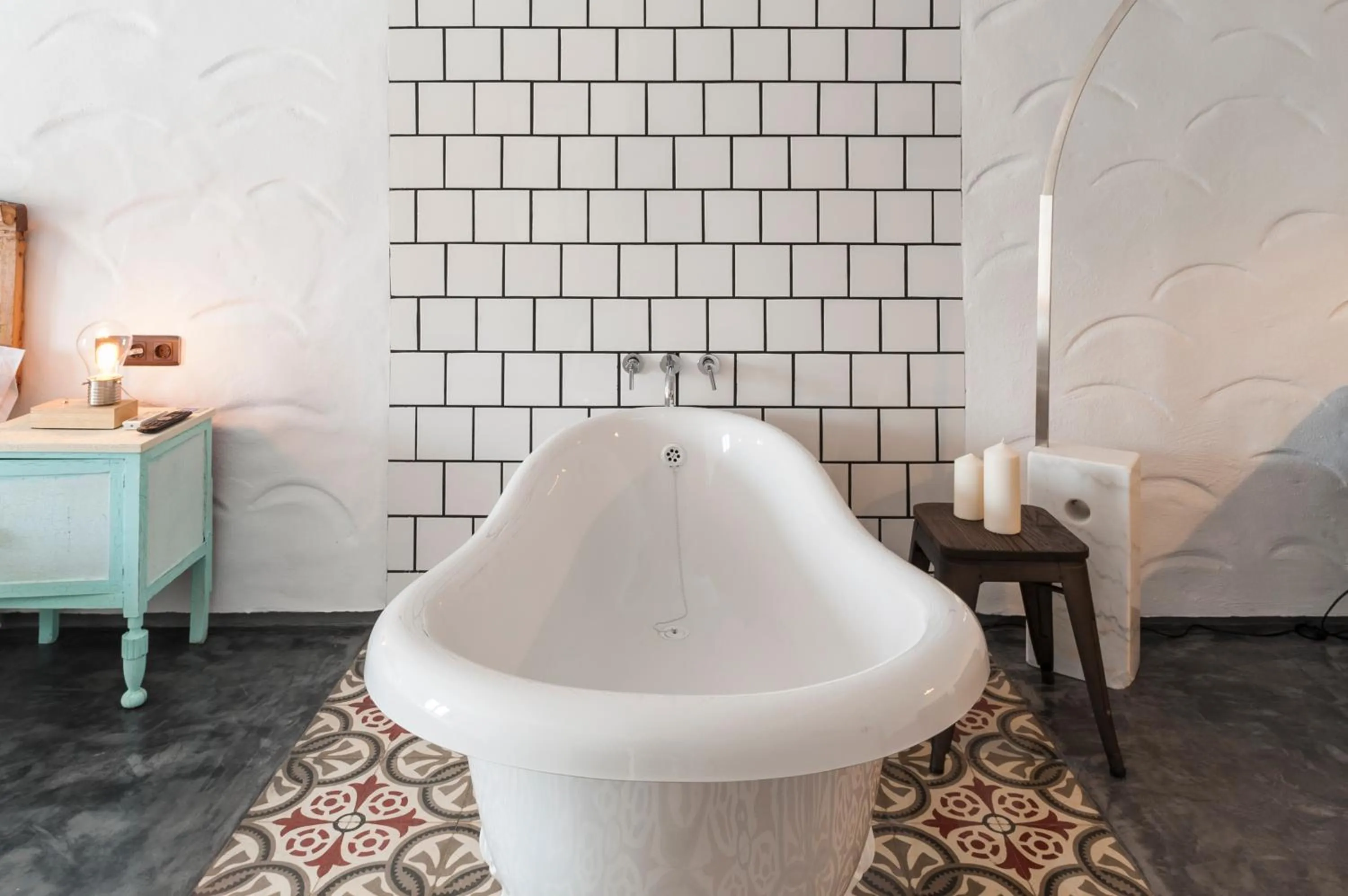 Decorative detail in La Fonda Antigua ADULTS ONLY