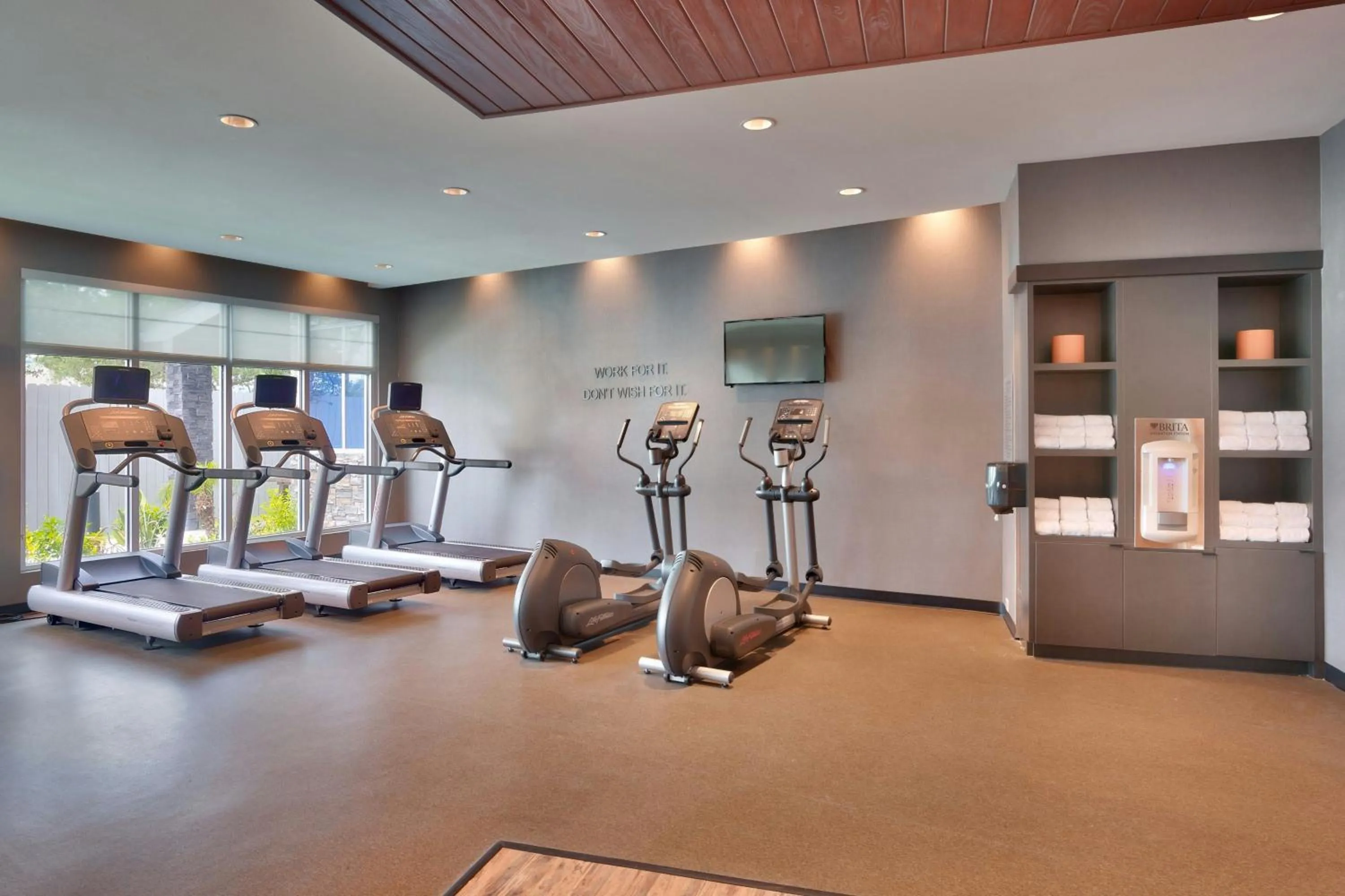 Fitness centre/facilities in Fairfield Inn & Suites by Marriott Rockport