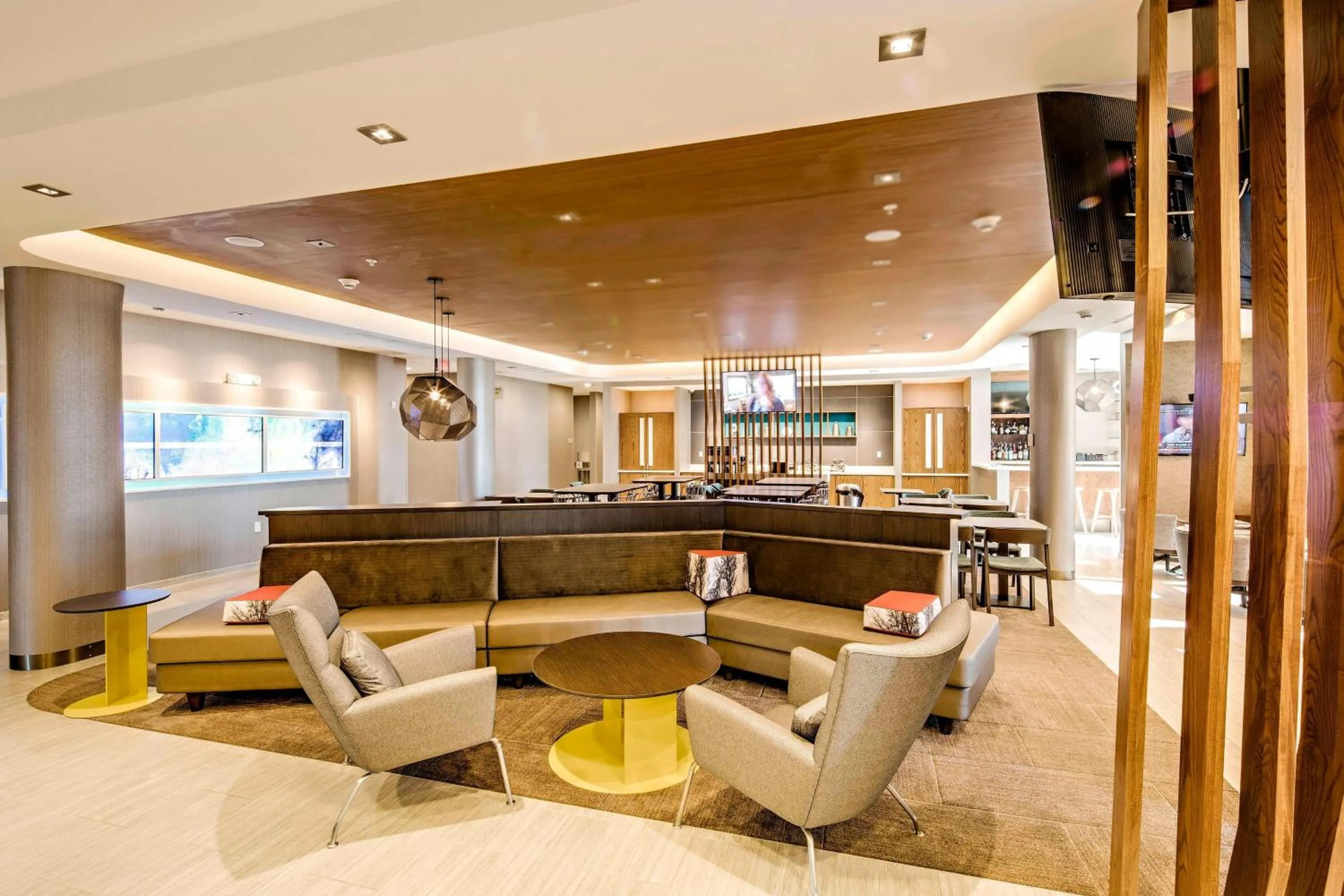 Lounge or bar in SpringHill Suites by Marriott Dayton Vandalia
