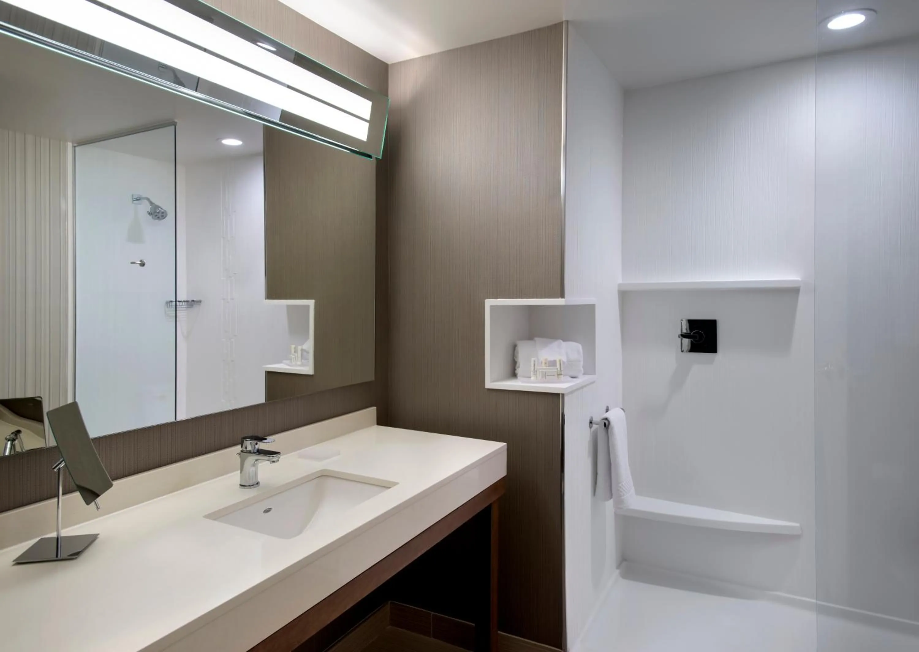Bathroom in Courtyard by Marriott Schenectady at Mohawk Harbor