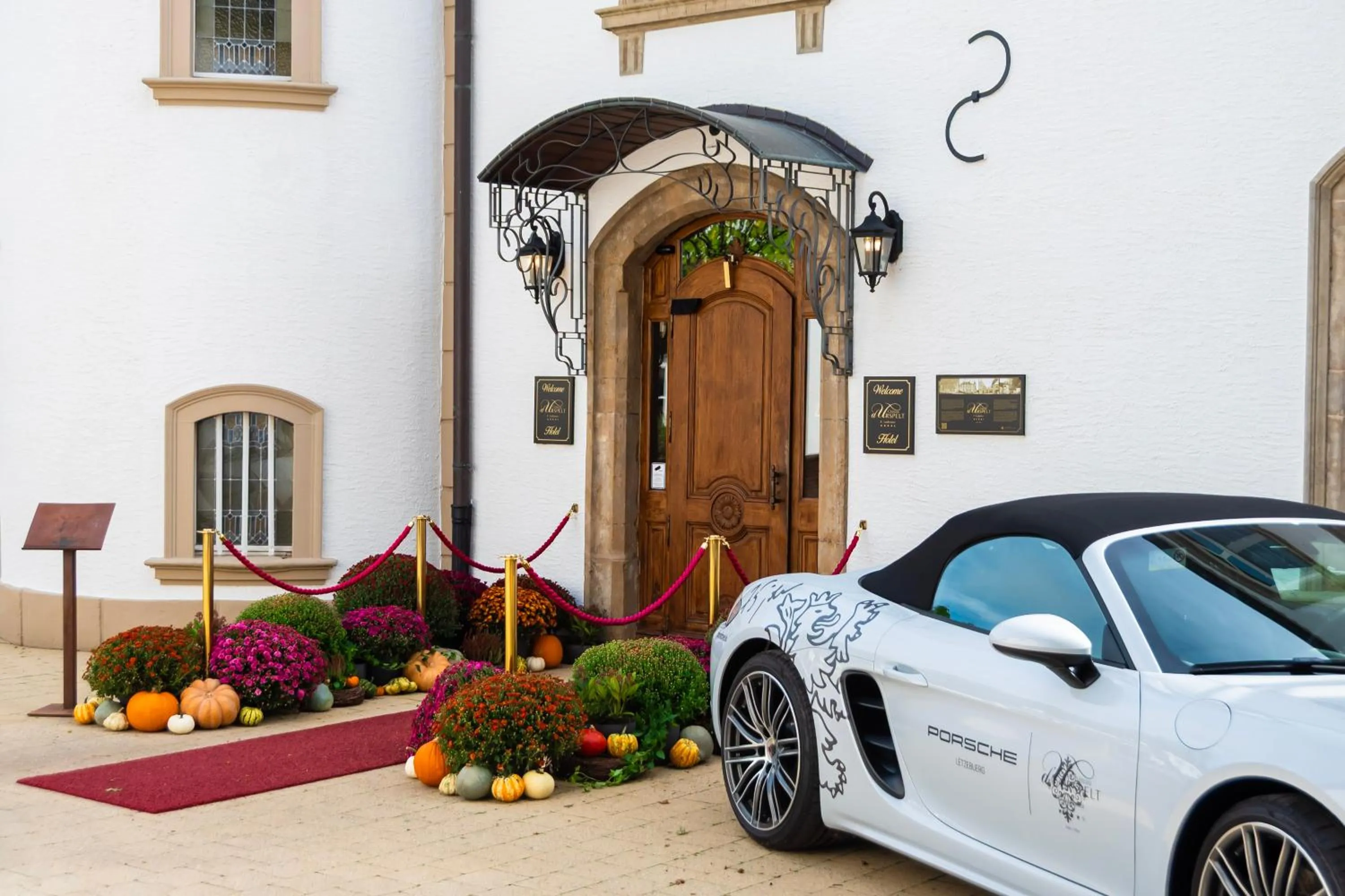 Facade/entrance in Chateau d'Urspelt
