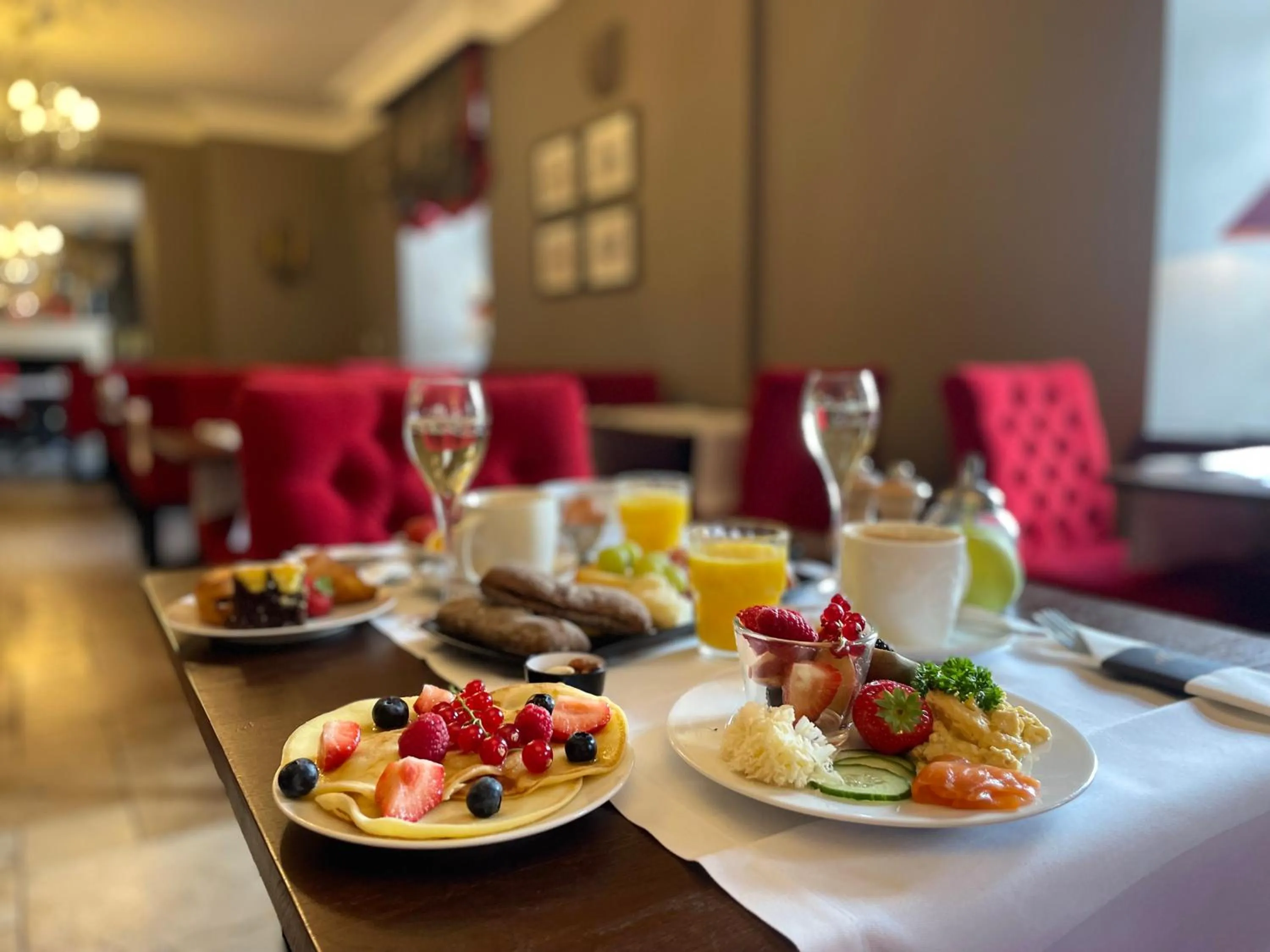 Breakfast in Chateau d'Urspelt