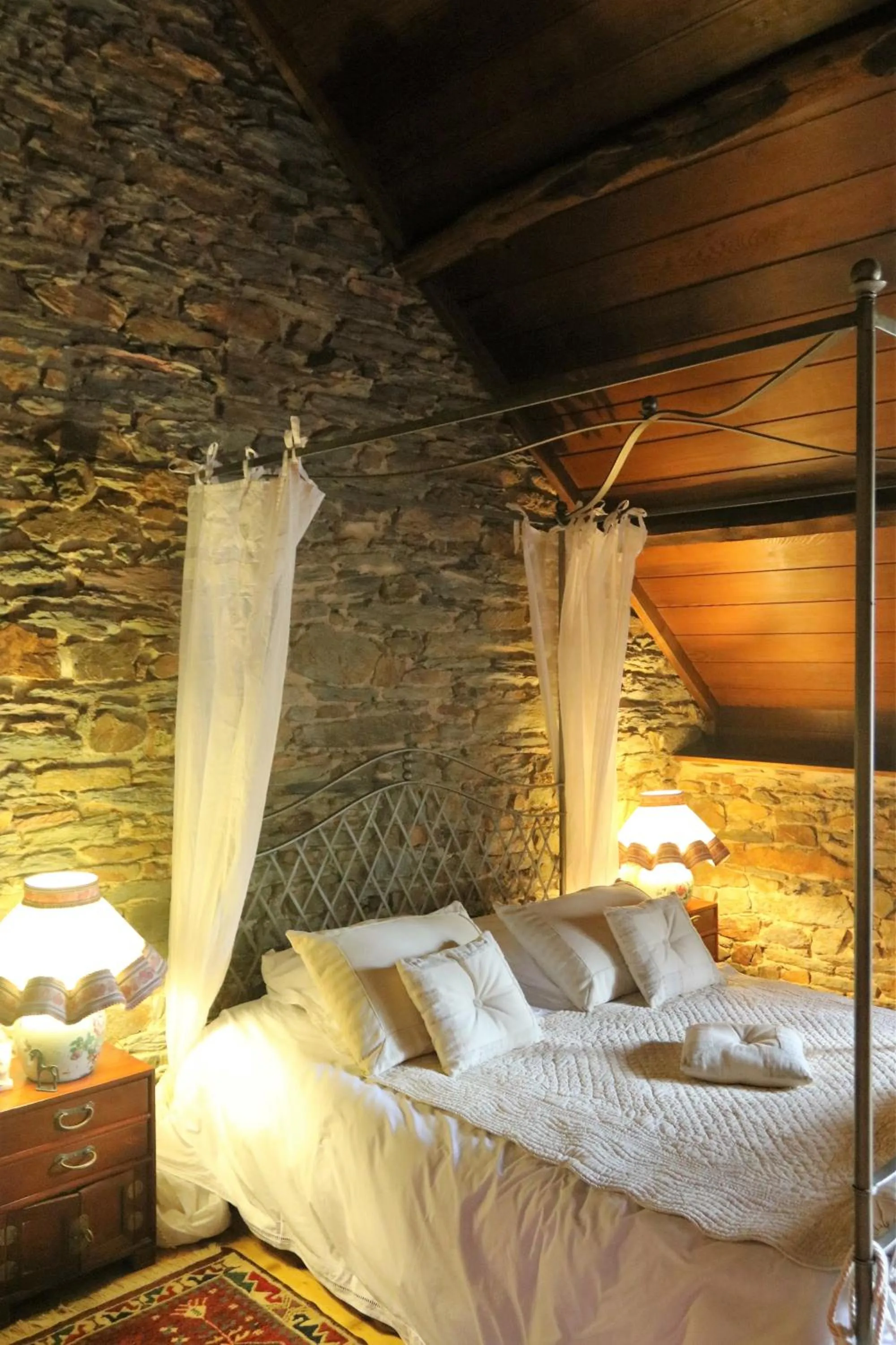Bedroom in Cottage du Manoir de Trégaray