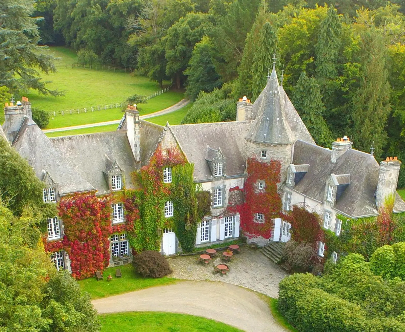 Bird's eye view in Cottage du Manoir de Trégaray
